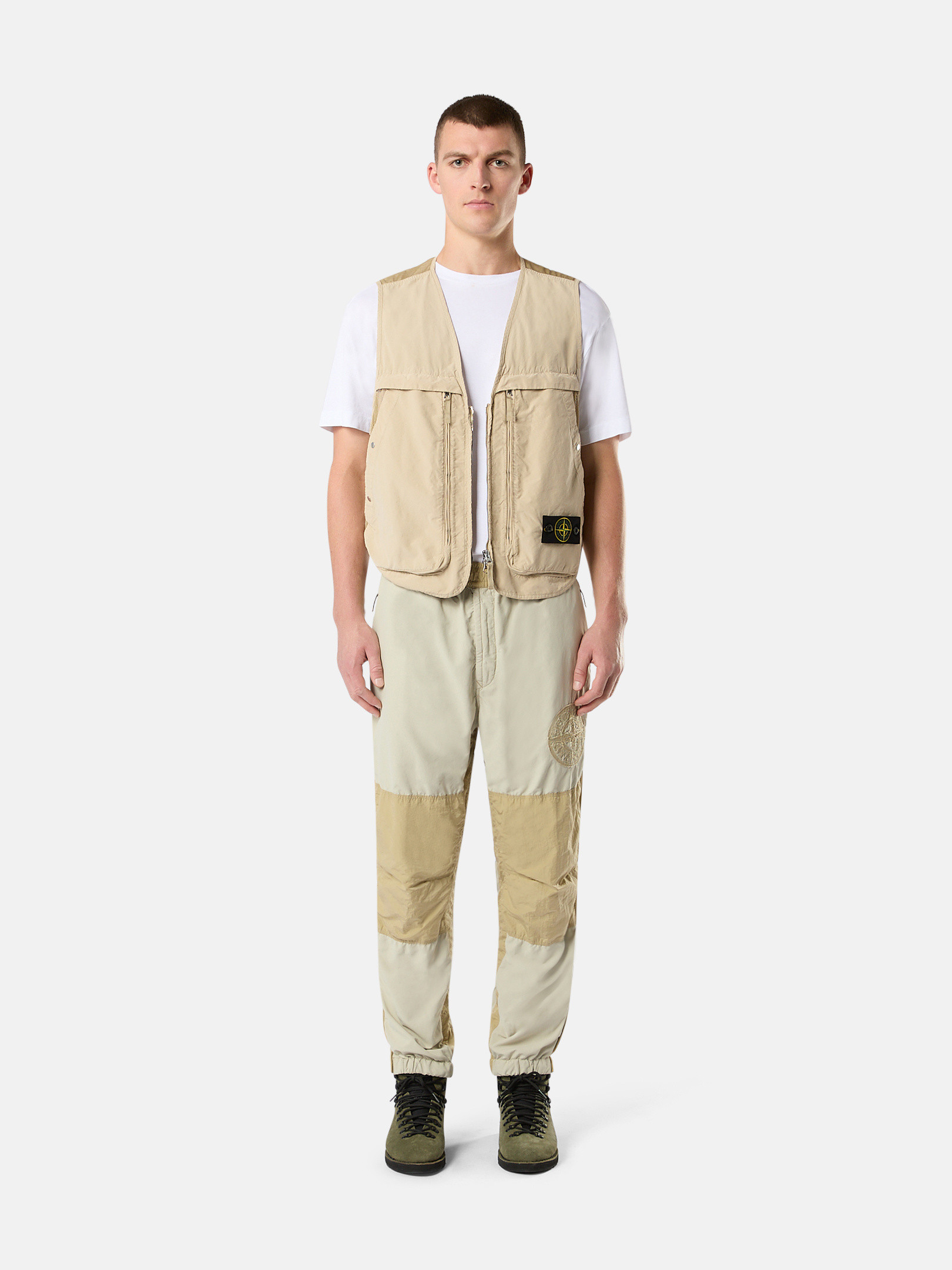 Mens pants, cargo and bermuda shorts | Stone Island
