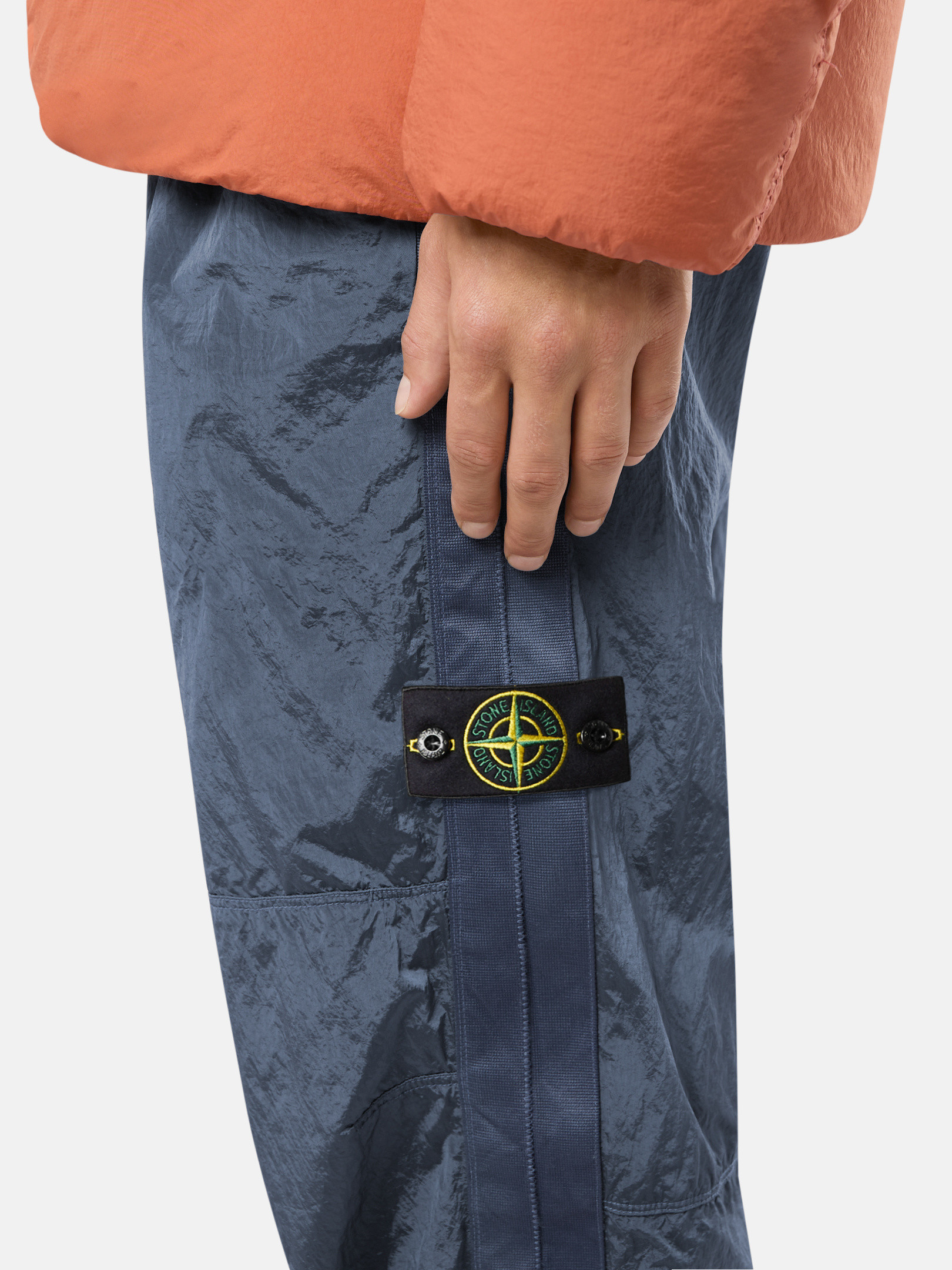 Men's trousers, cargo and bermuda shorts | Stone Island UK