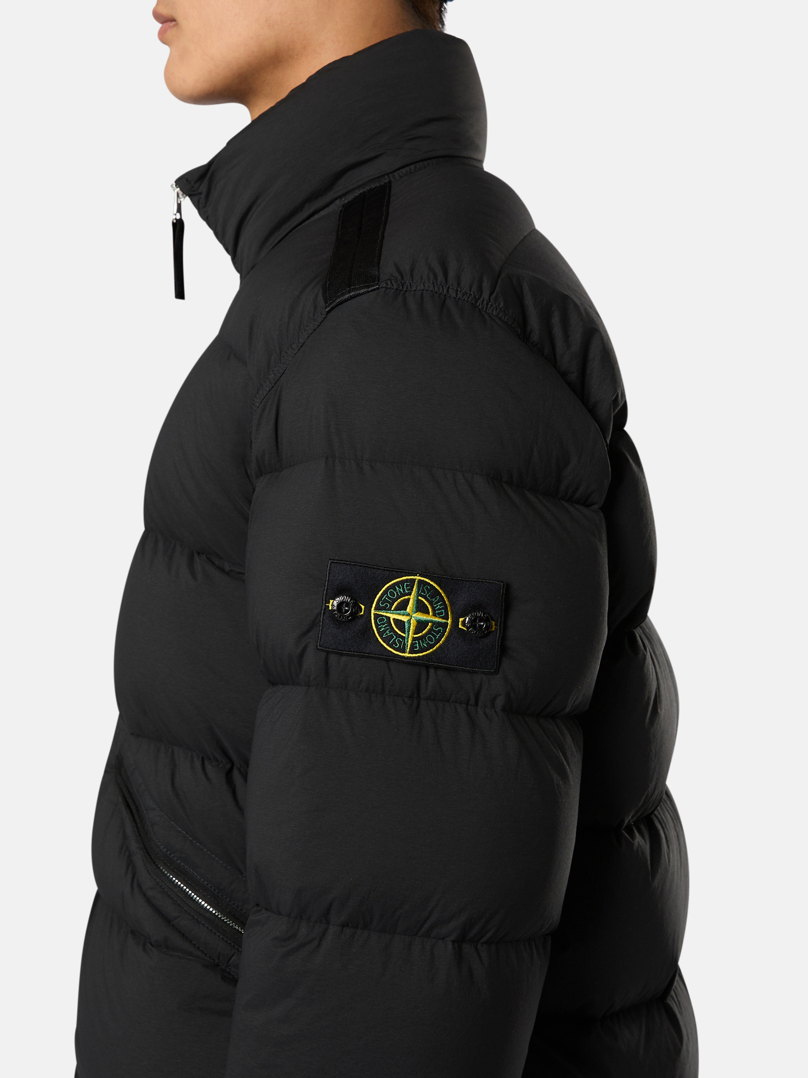 メンズ軽量ジャケットとトレンチコート | Stone Island