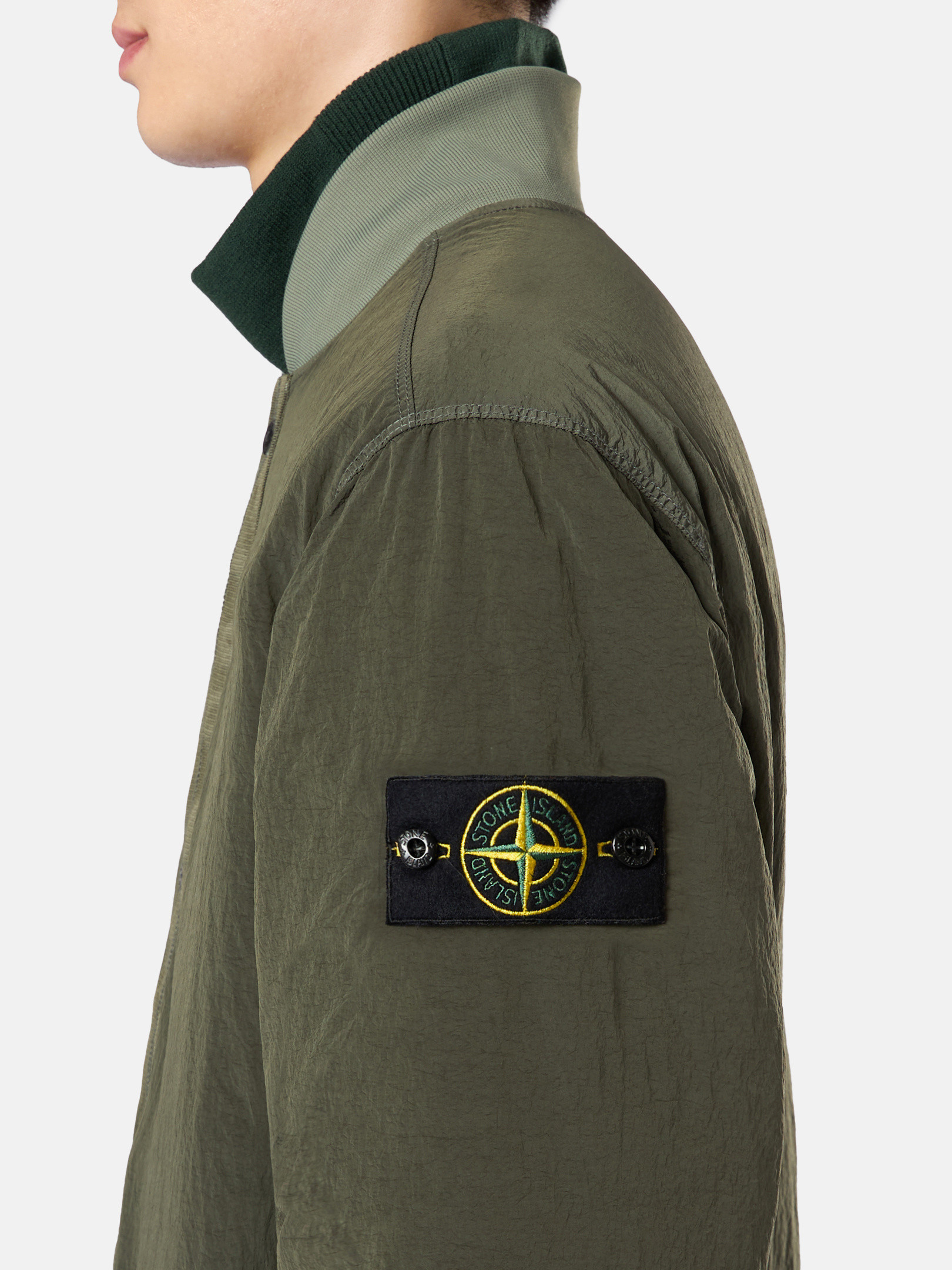 メンズボンバージャケットとダウンジャケット | Stone Island