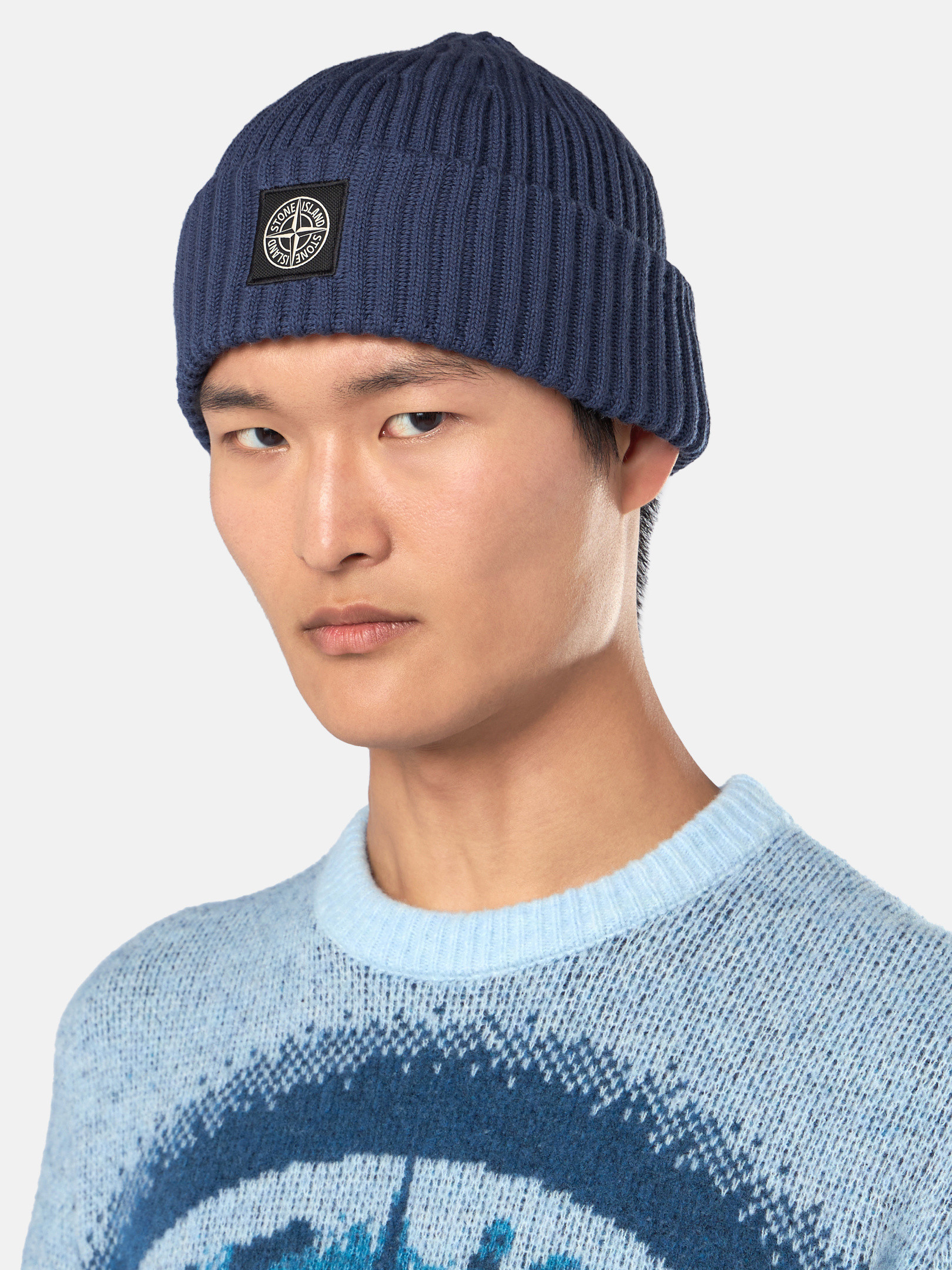 ハットやキャップ、ベルトなどメンズ向けアクセサリー | Stone Island