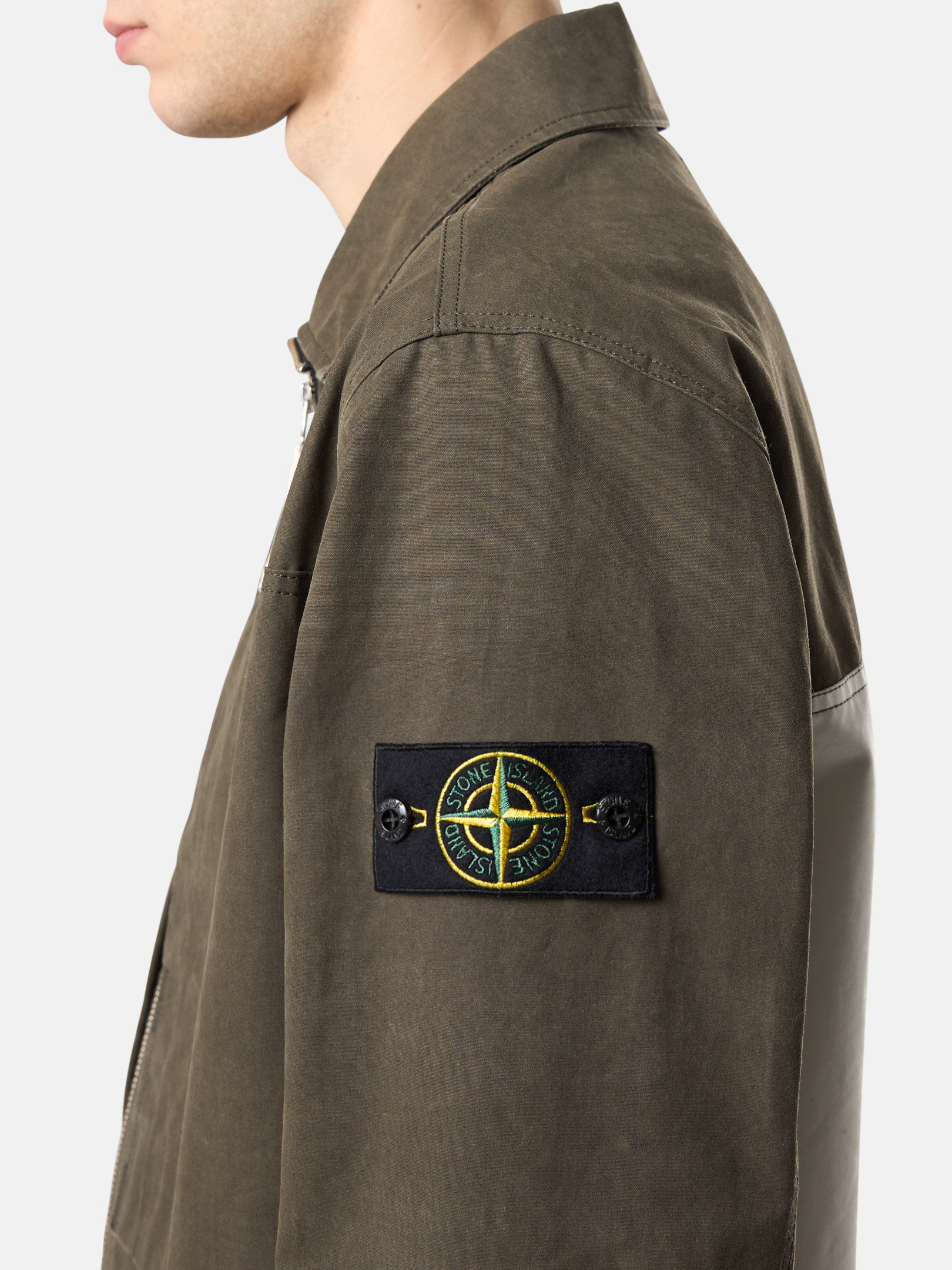 ミリタリーグリーン コンフォートフィット オーバーシャツ