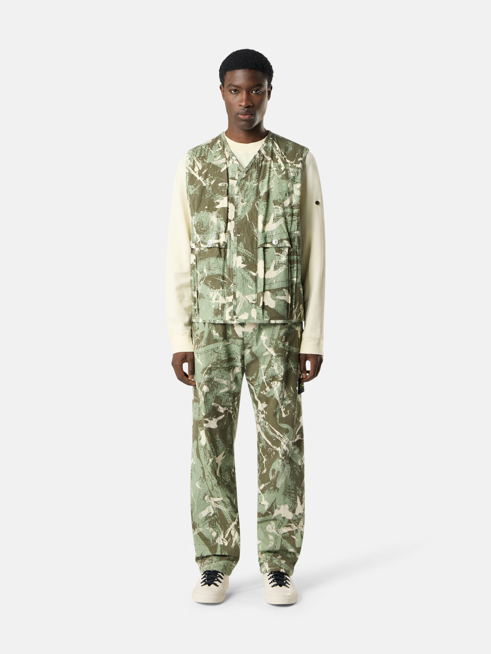 Military Green 3100028 SCAN CAMO ON STRETCH RIPSTOP-OVD