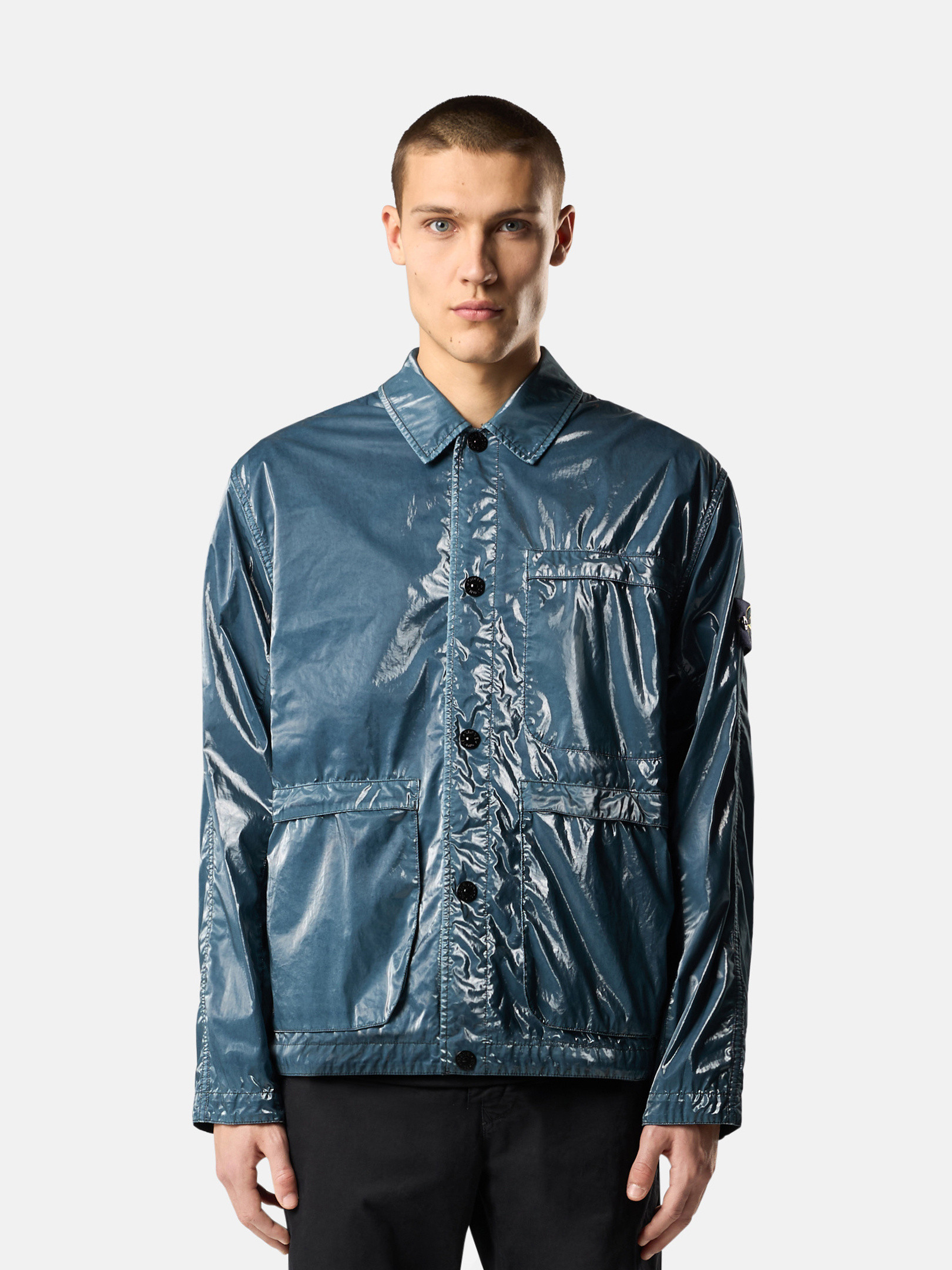 メンズ向けコートやジャケットなどアウターウェア | Stone Island メンズ向けコートやジャケットなどアウターウェア | Stone Island