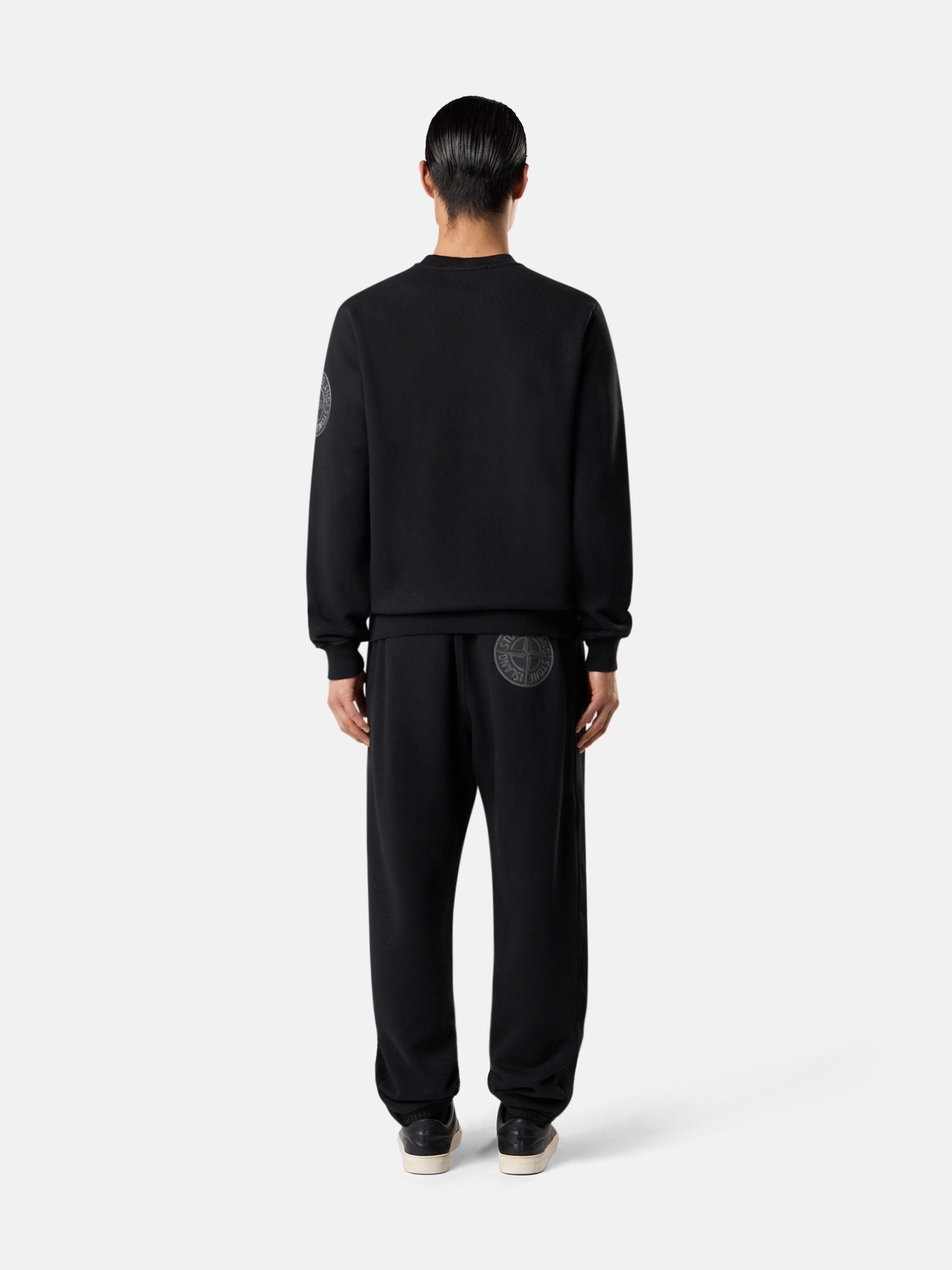 フード付きスウェットとラウンドネックスウェット | Stone Island フード付きスウェットとラウンドネックスウェット | Stone Island