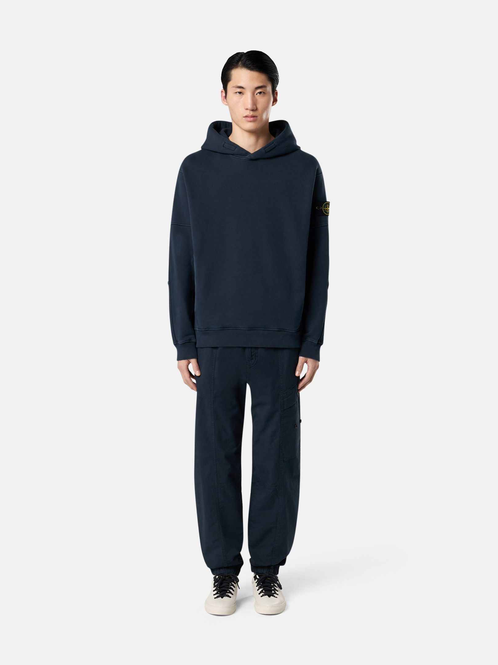 フード付きスウェットとラウンドネックスウェット | Stone Island フード付きスウェットとラウンドネックスウェット | Stone Island