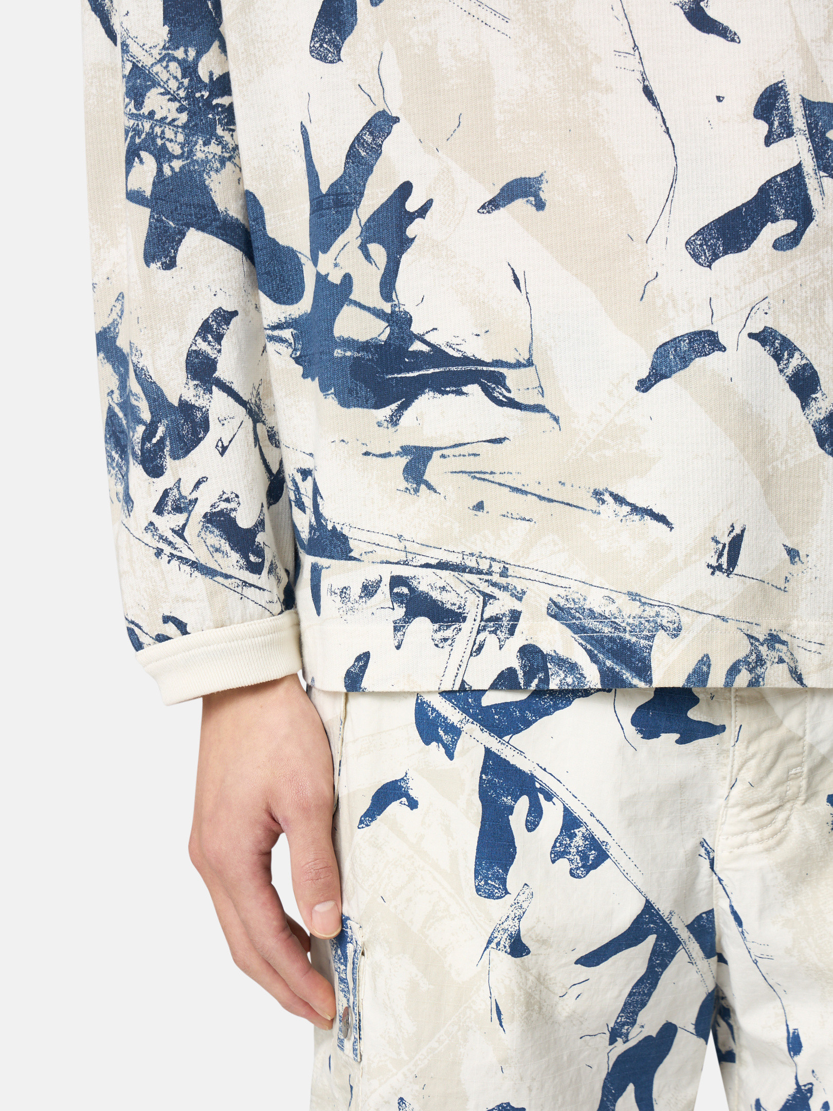 Desert Oversized-fit crewneck sweatshirt with camouflage