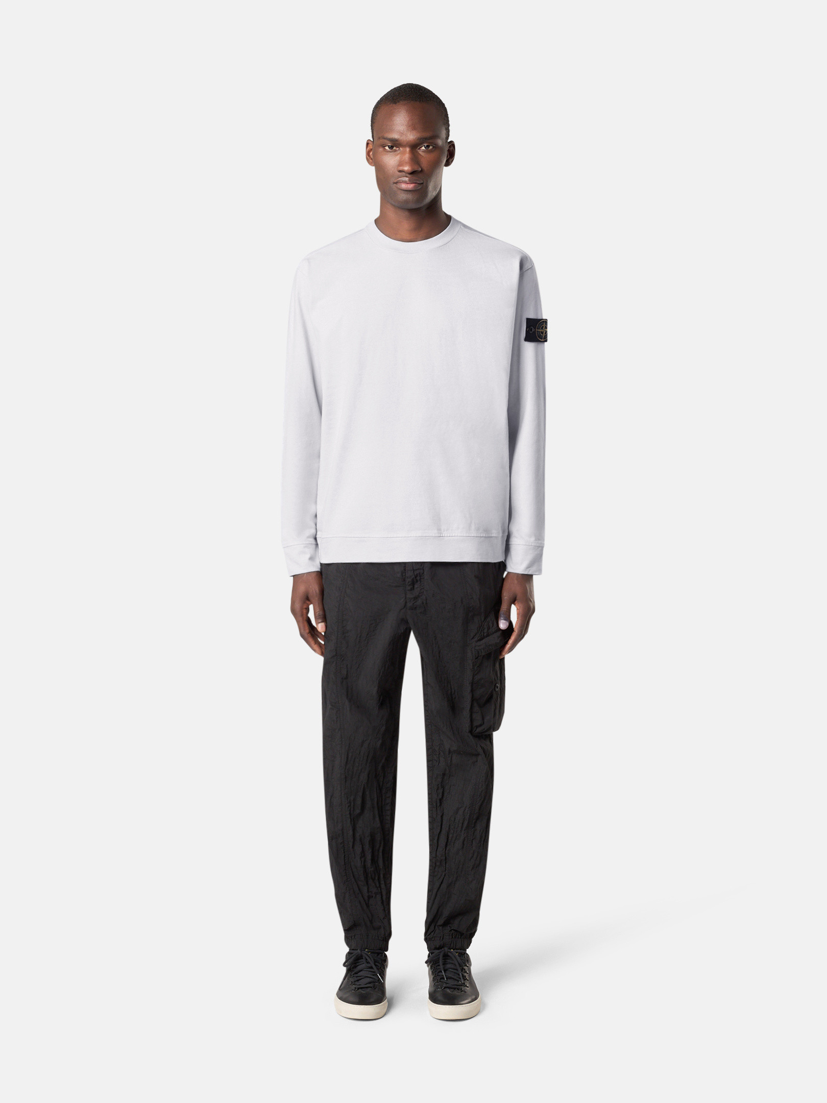 新品 STONE ISLAND クールネック スウェットシャツ