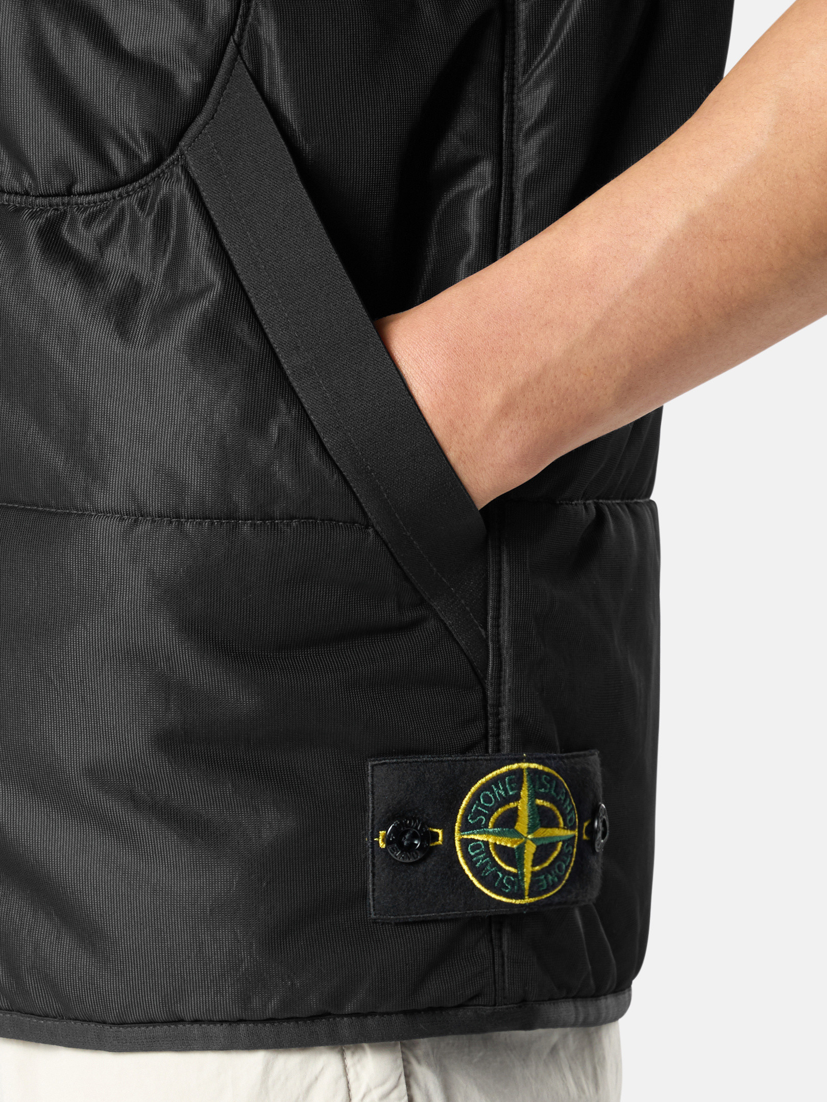 Black G100012 RUN-PROOF NYLON MESH-TC Reversible vest with Black G100012 RUN-PROOF NYLON MESH-TC Reversible vest with