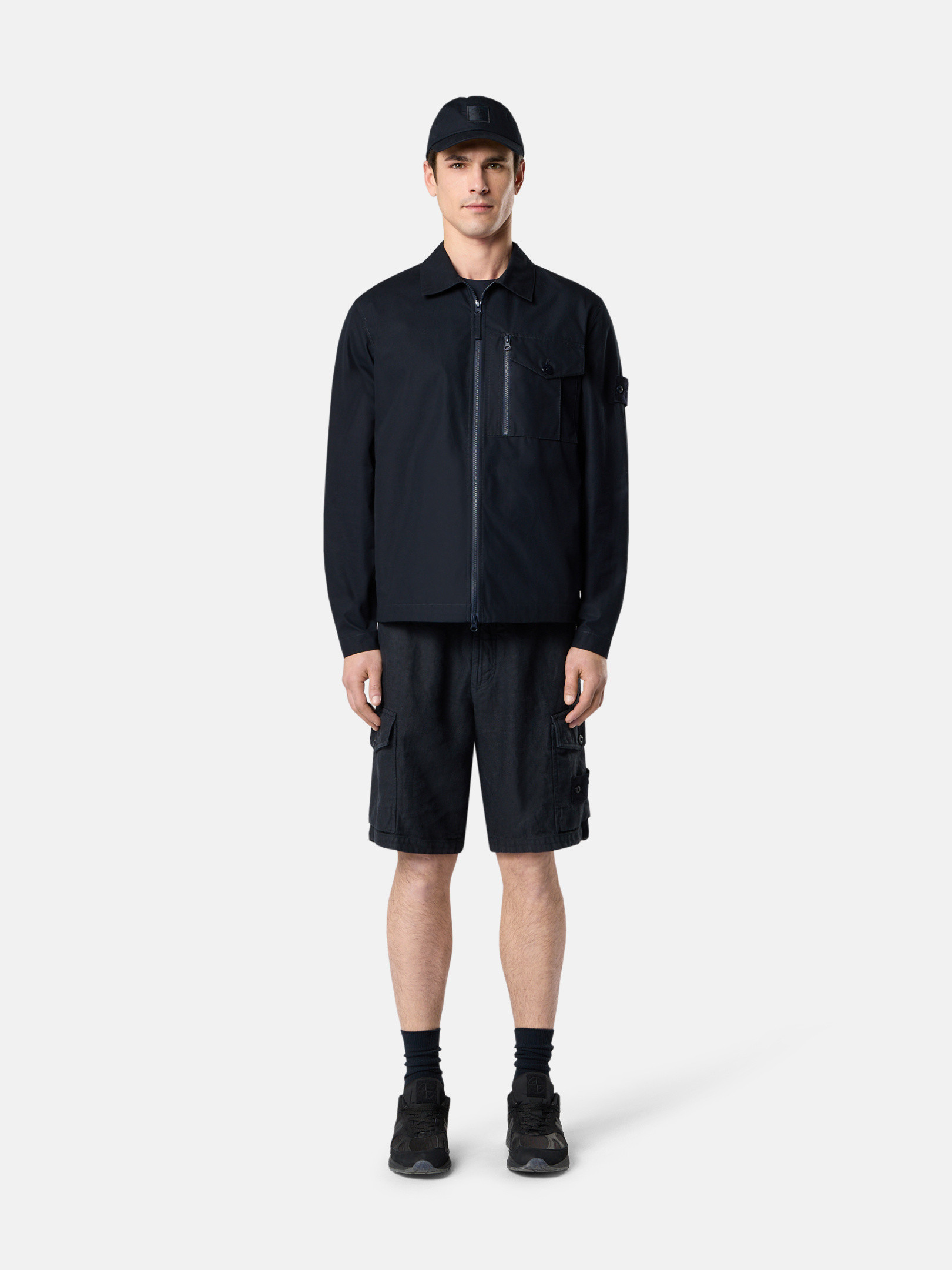 メンズバミューダ、ショート、ハーフパンツ | Stone Island