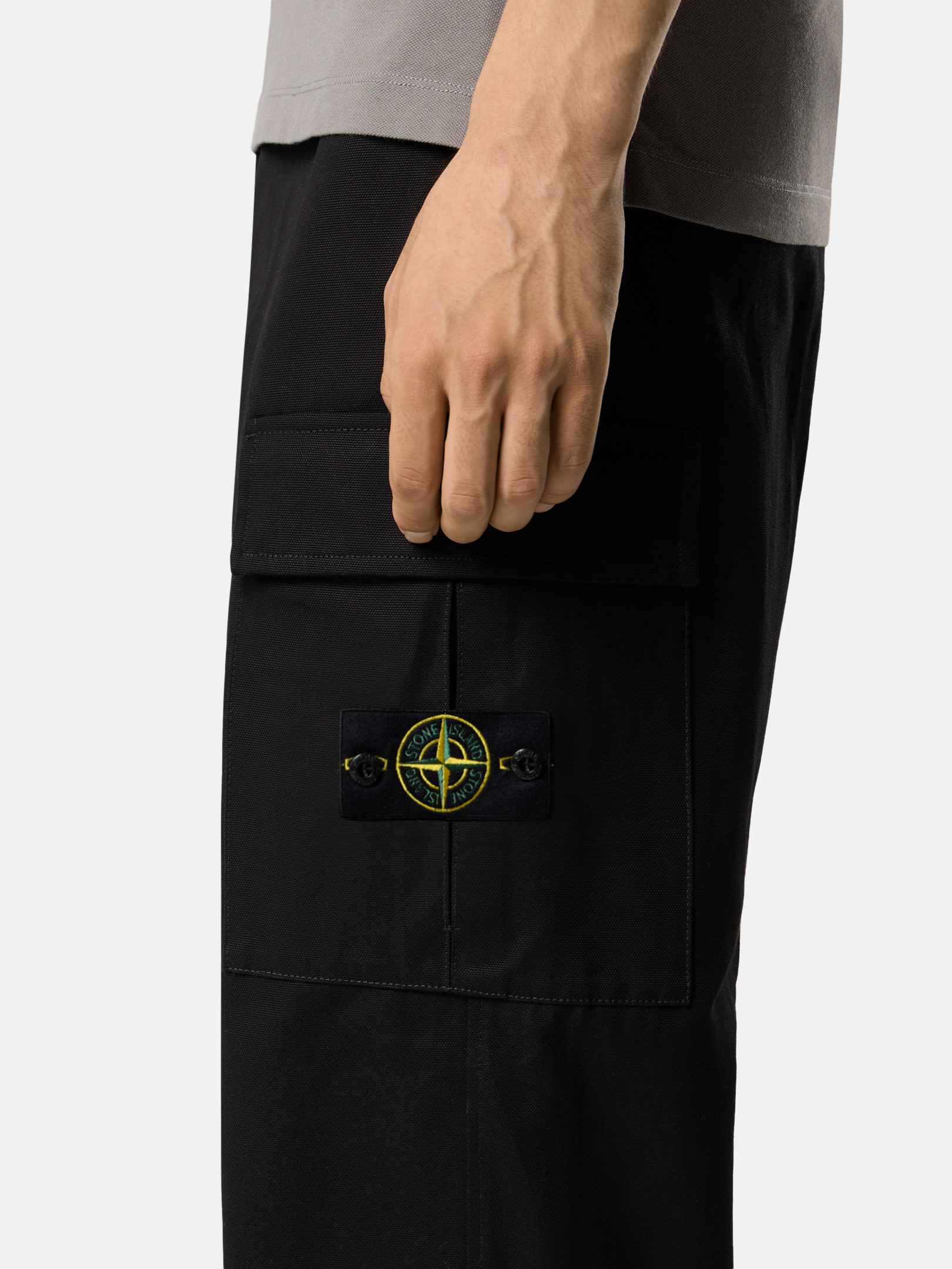 25ss Stone  3100010 リラックスフィットカーゴ30 25ss Stone Island 3100010 リラックスフィットカーゴ30 - メルカリ