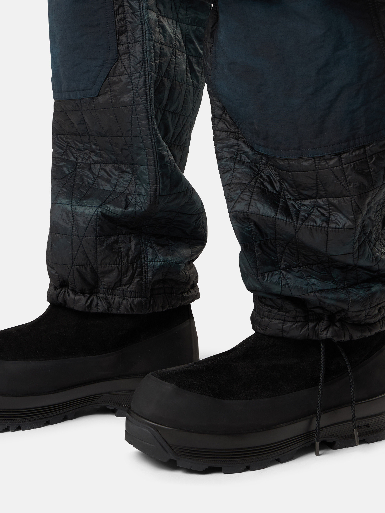 Black Loose-fit sweatpants with wind-resistant inner coating