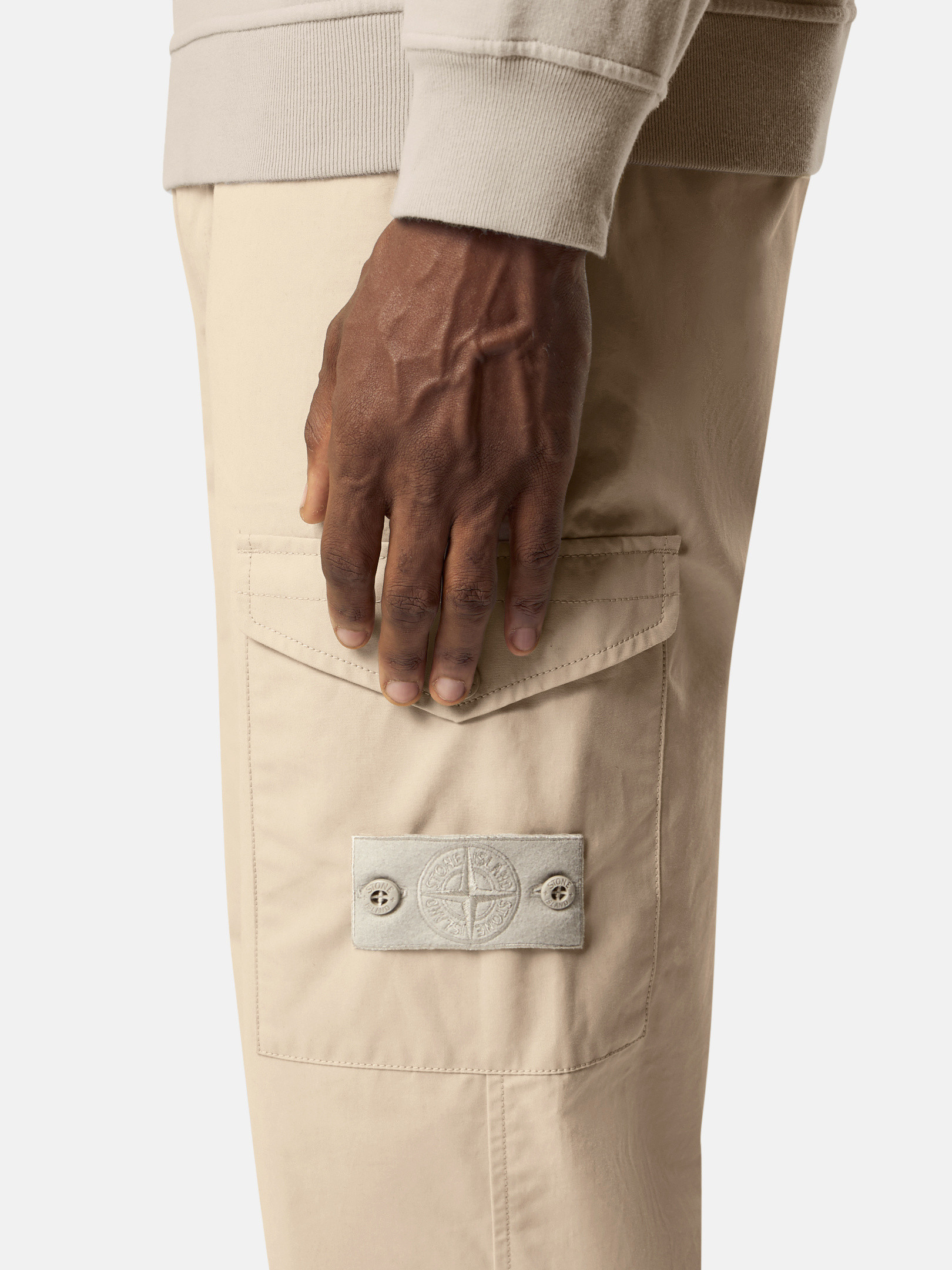 ベージュ レギュラーフィット チノパンツ 全天候型バリア 3100047