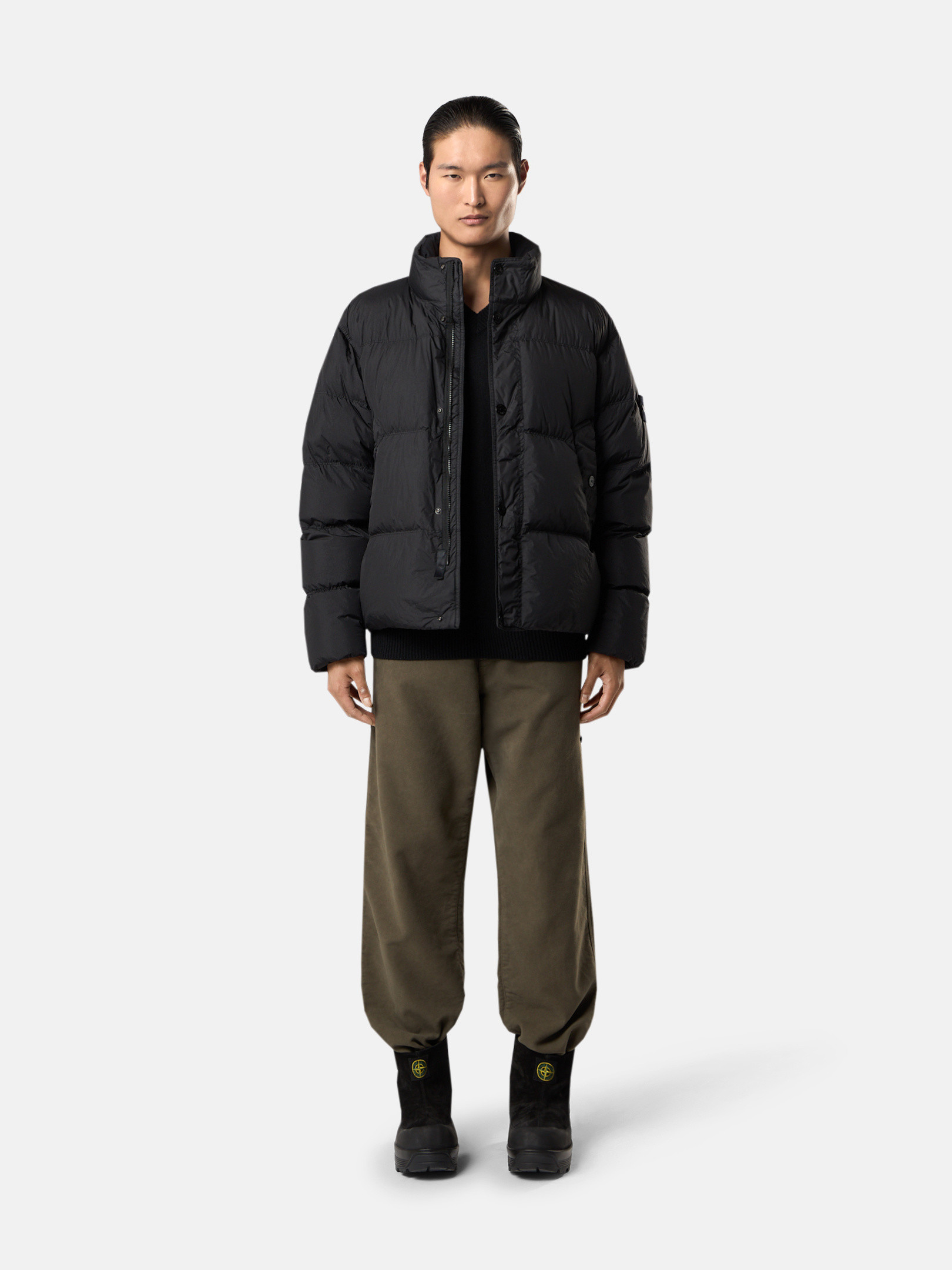 メンズ軽量ジャケットとトレンチコート | Stone Island