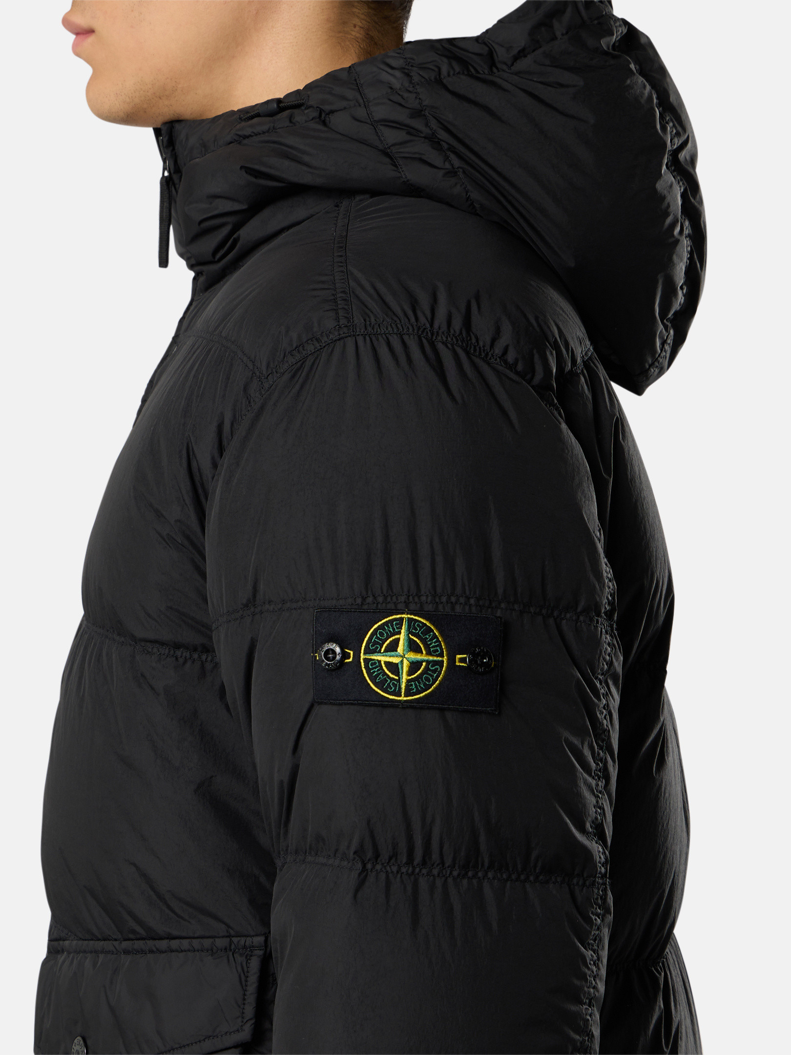 メンズ軽量ジャケットとトレンチコート | Stone Island