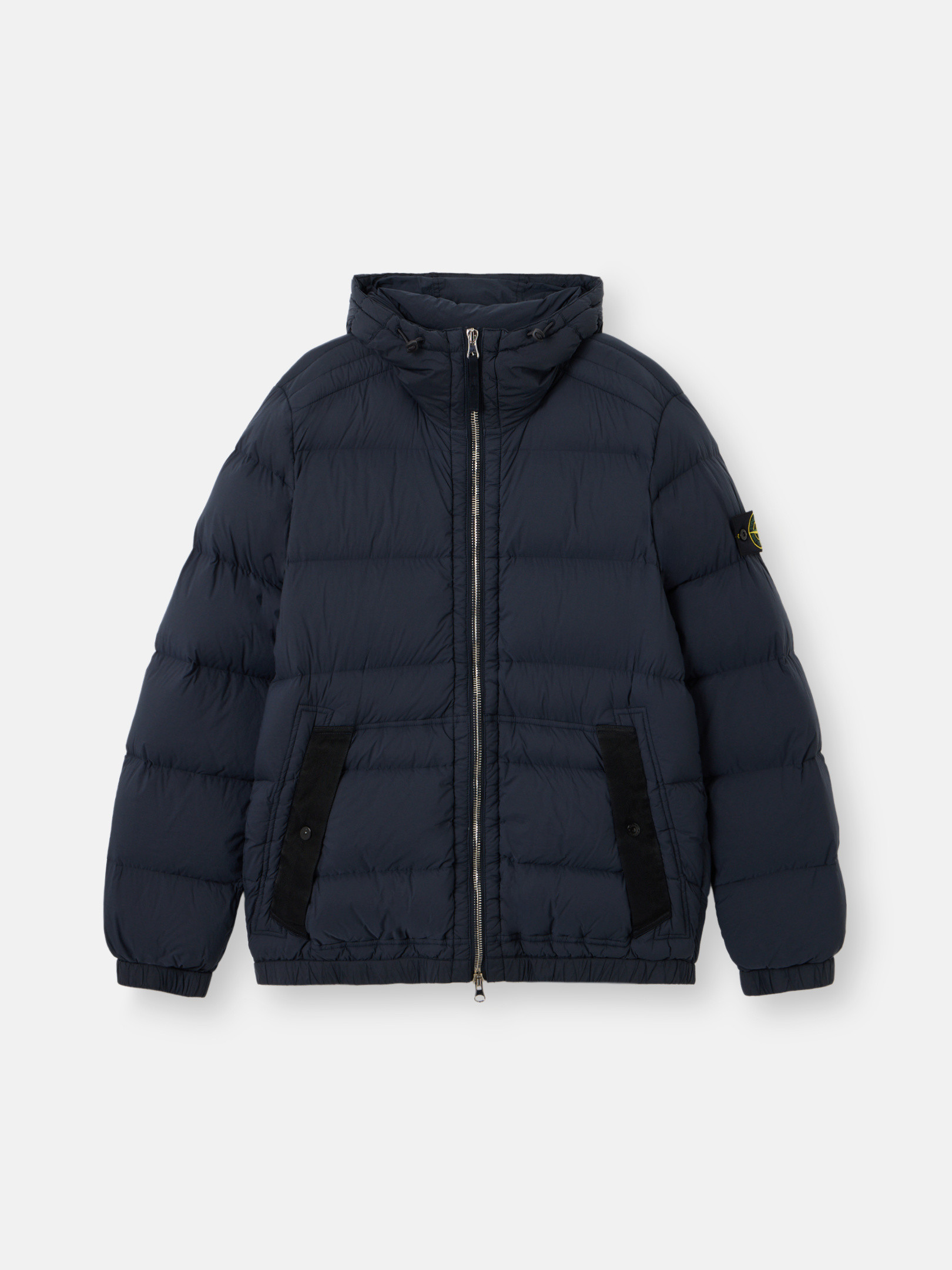 Stone Island Colour Edit：コート、シャツ、アクセサリー