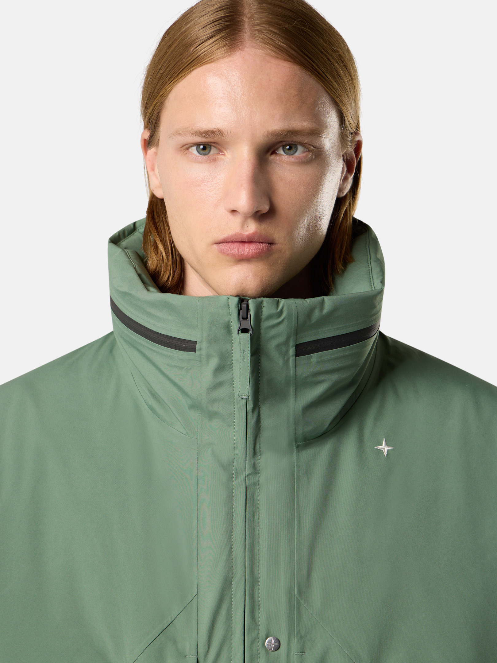 メンズ向けコートやジャケットなどアウターウェア | Stone Island