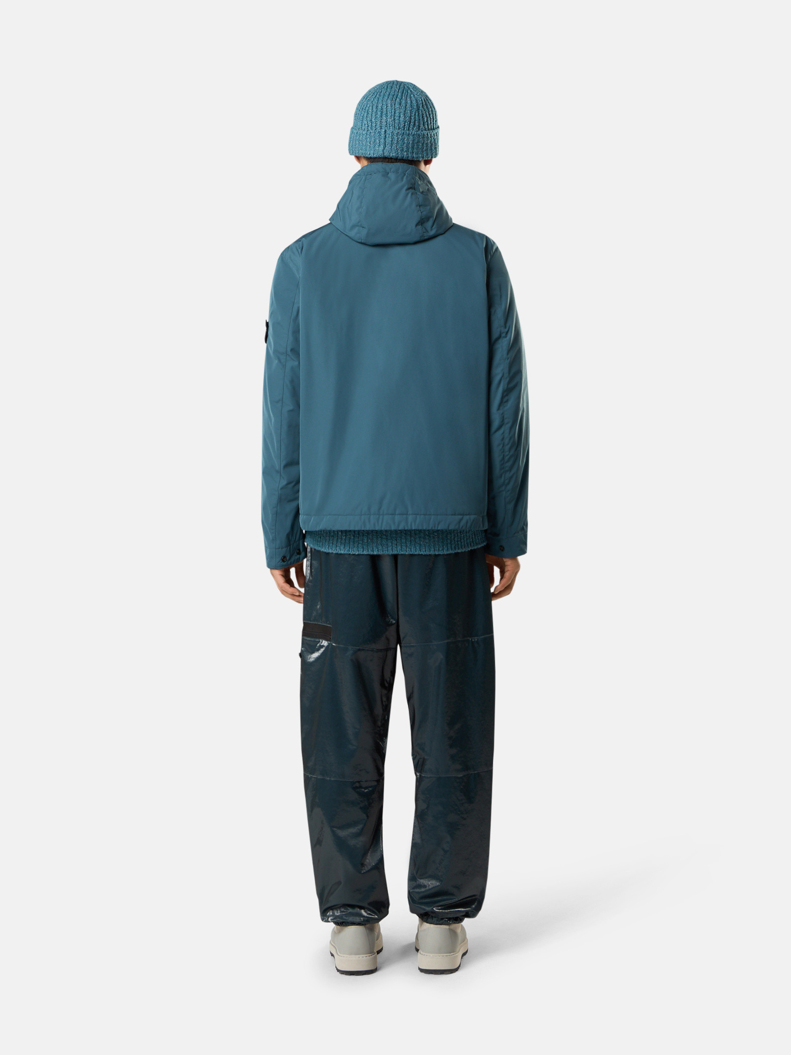 新品 STONE  撥水加工 LIGHT OUTERWEAR L Light STONE ISLAND outerwear jacket Q0726 Size L Color