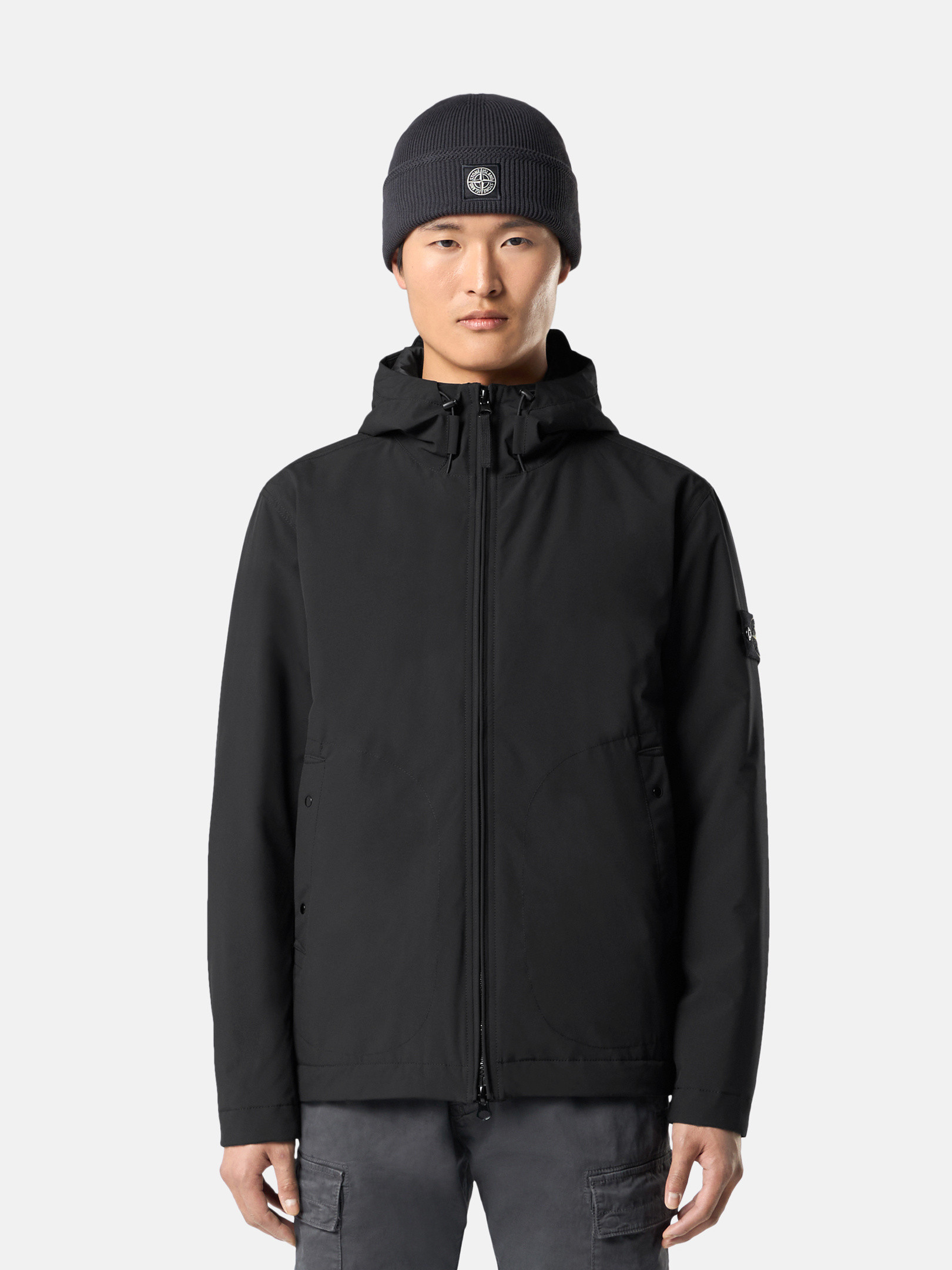 メンズ軽量ジャケットとトレンチコート | Stone Island