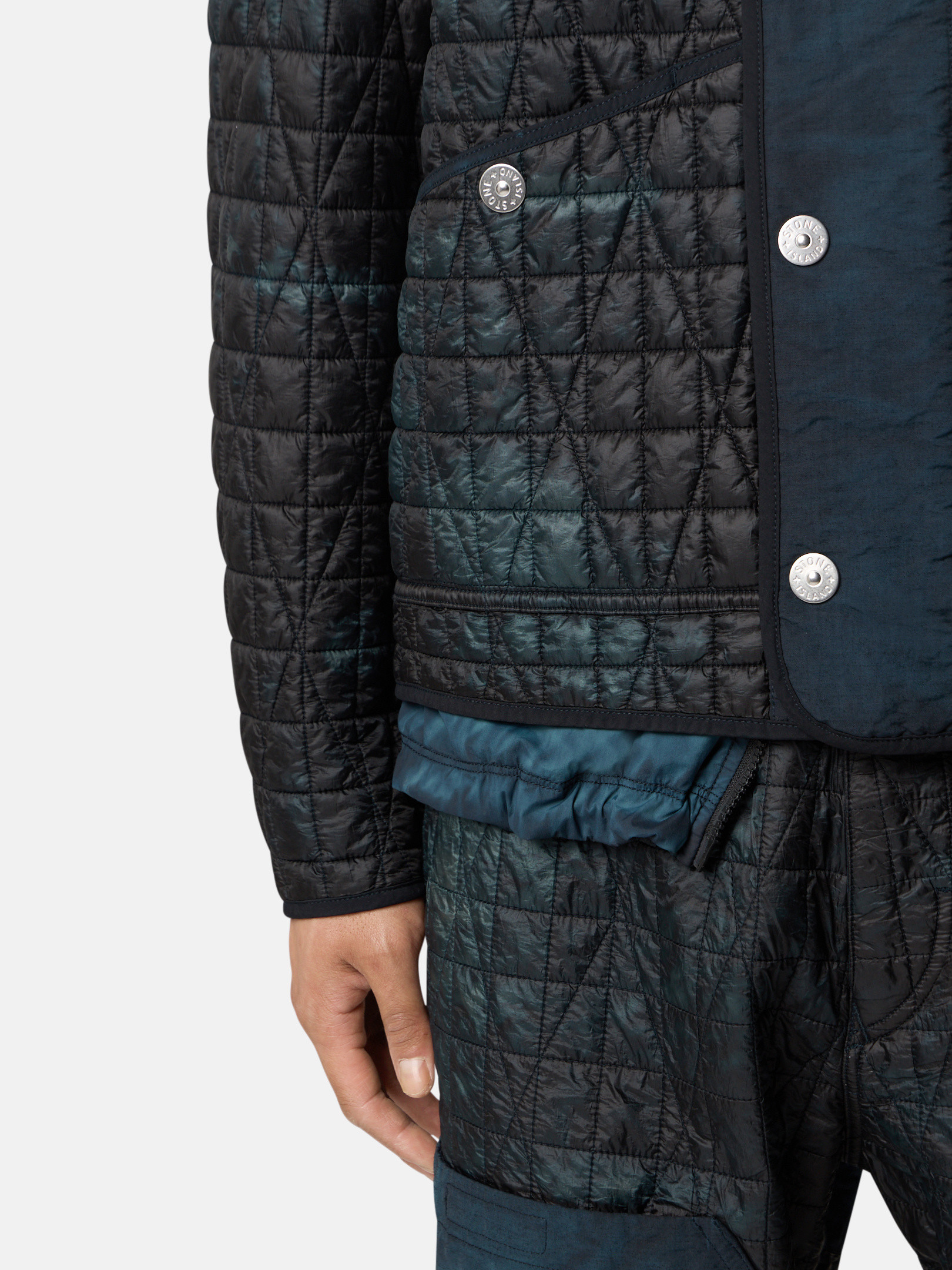 Black Quilted jacket with wind-resistant inner coating 4100117