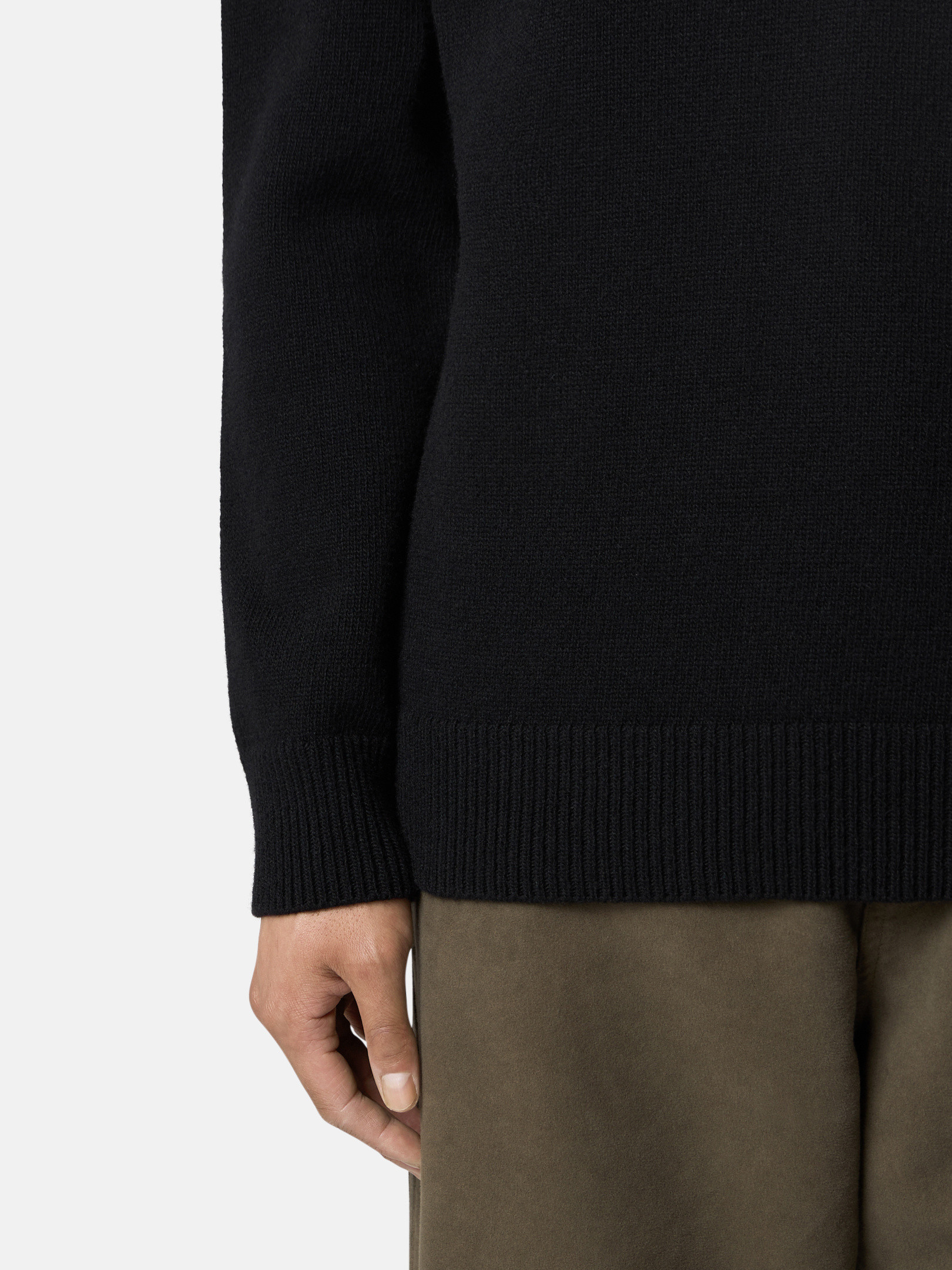 Black V-Neck Sweater with Stitch Details 5100033 LAMBSWOOL | Stone 