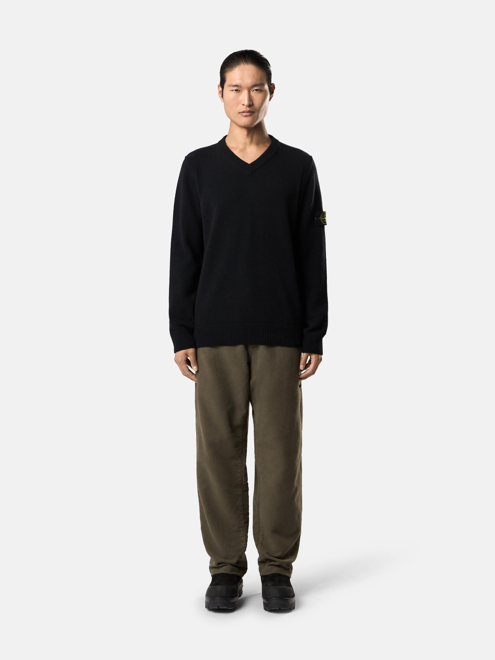 Black V-Neck Sweater with Stitch Details 5100033 LAMBSWOOL | Stone