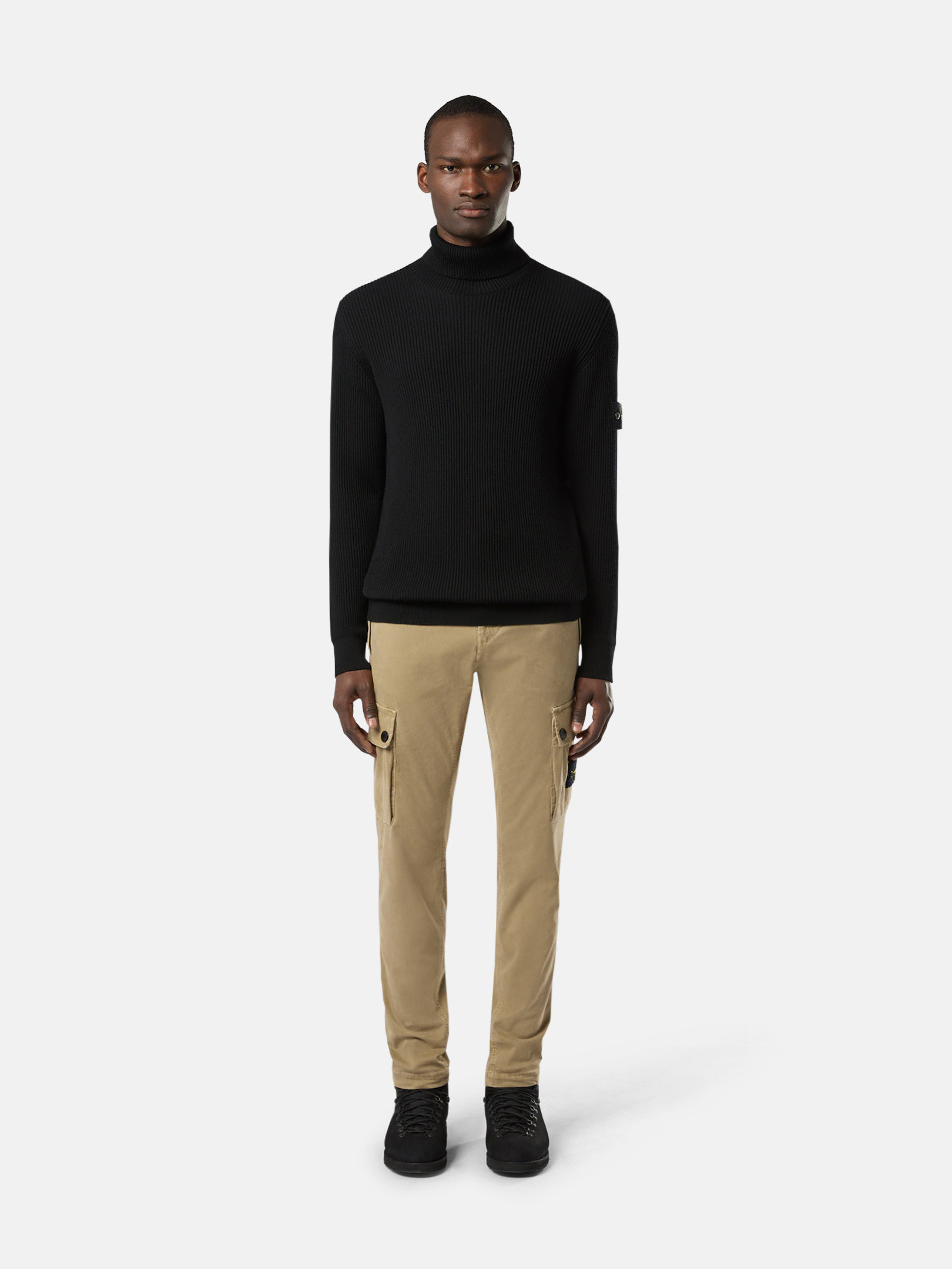 Black Turtleneck sweater with finely ribbed trims 5100052 FULL RIB
