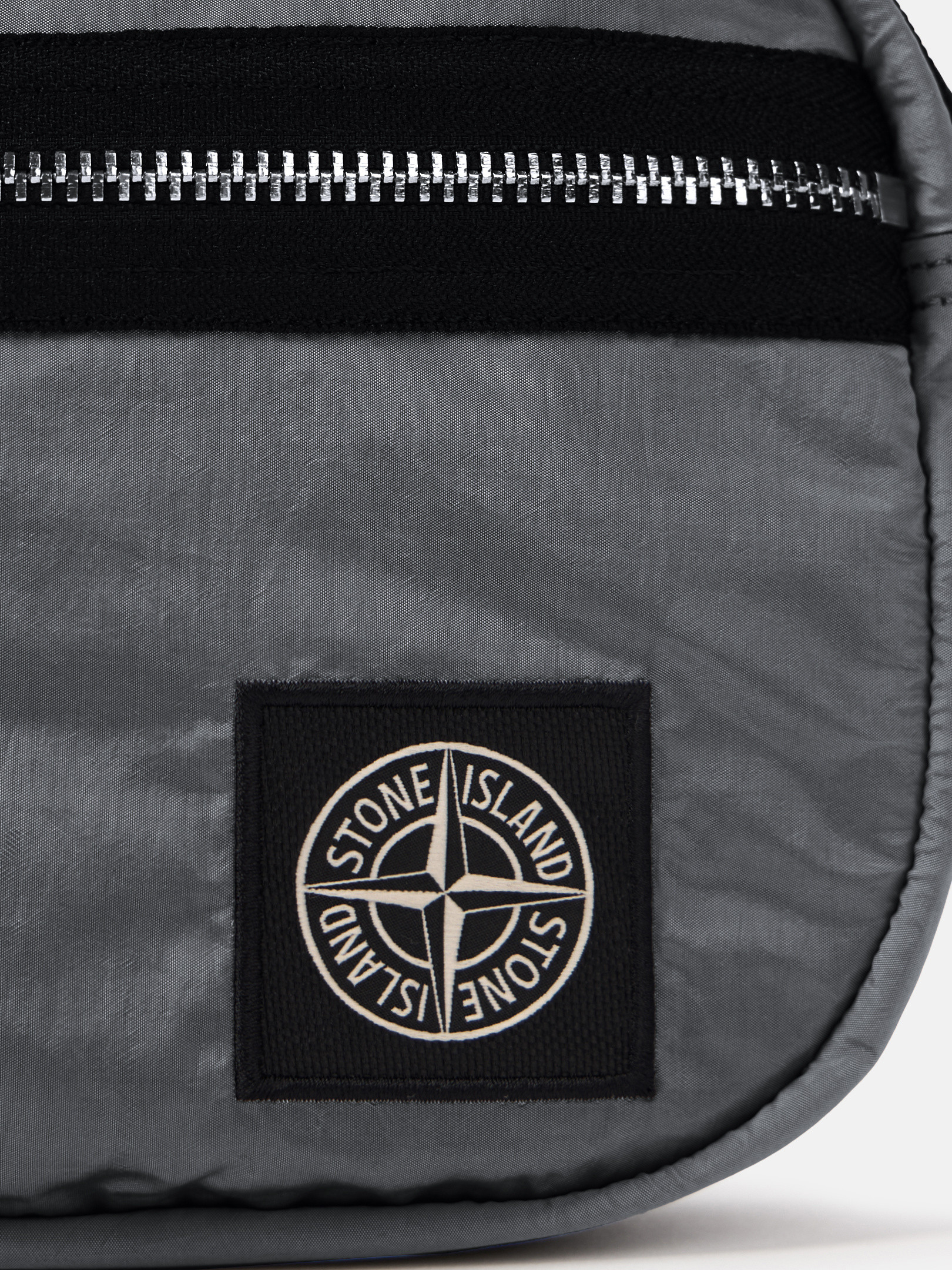Stone  9200016 ナイロンメタル ベルトバッグ Stone Island: ブラック 9200016 Coated Nylon Metal ECONYL