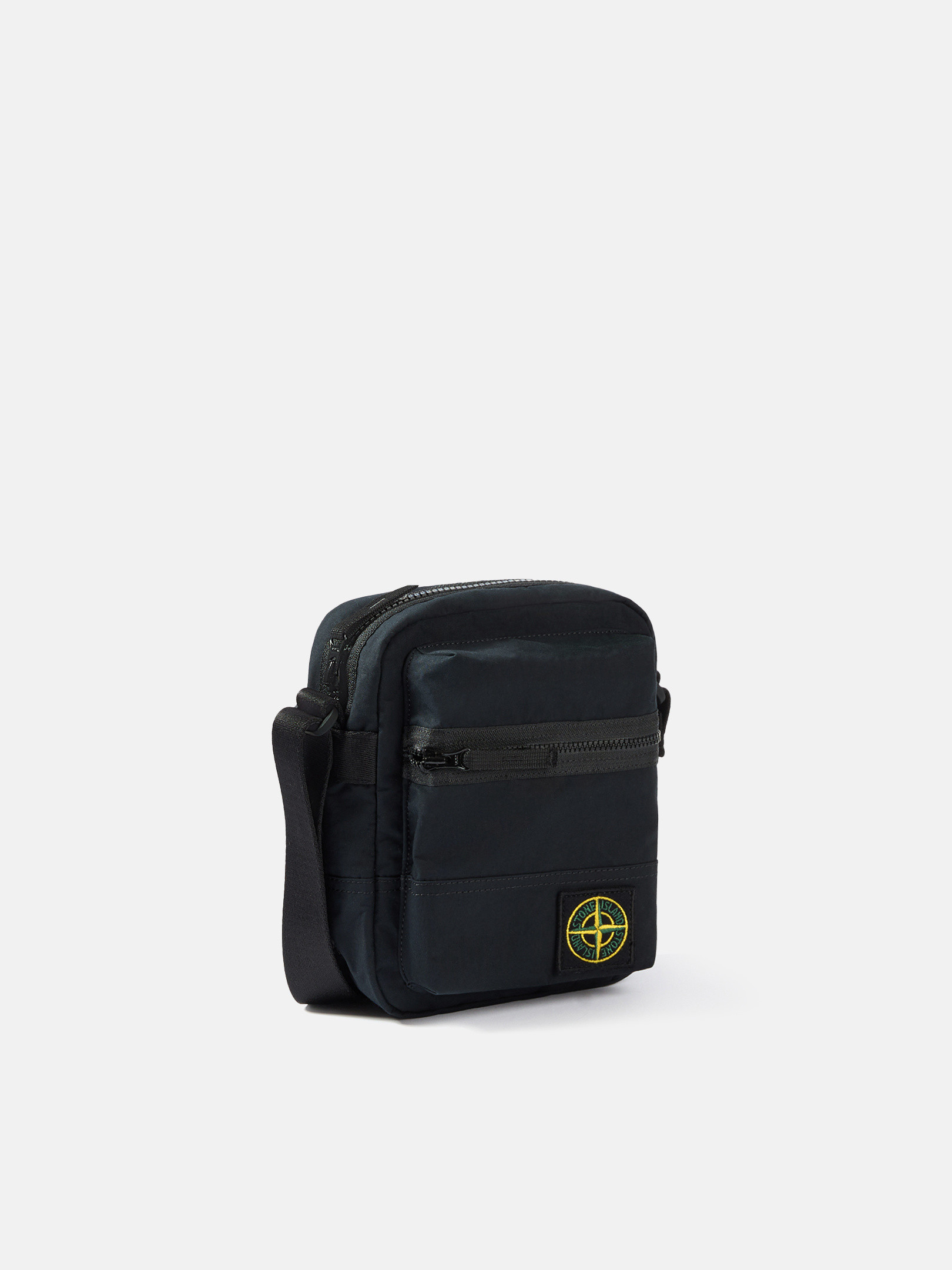 メンズバッグ：クロスボディストラップ付き | Stone Island