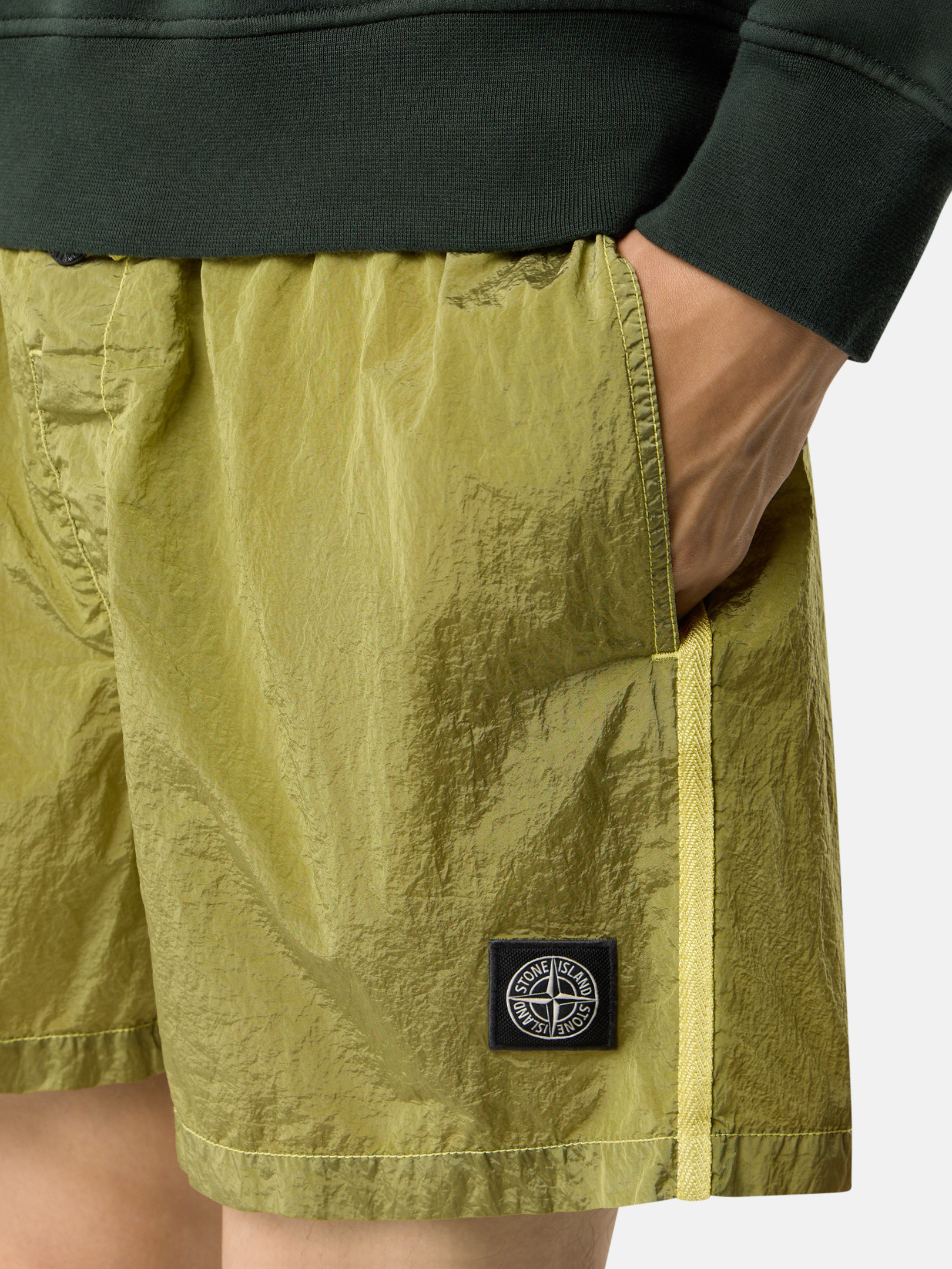Shorts and swim trunks for men | Stone Island