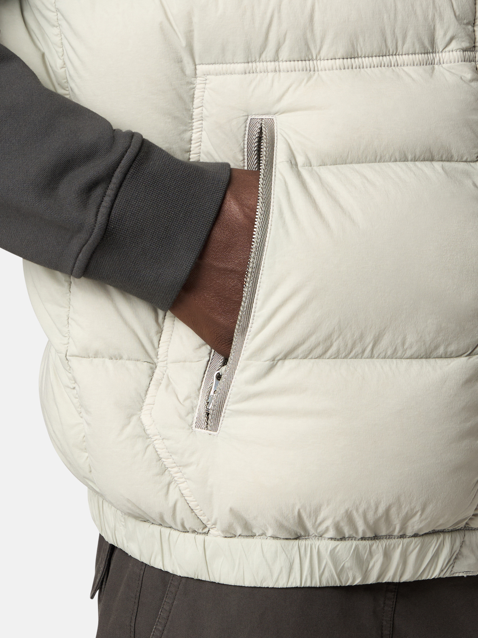 Capispalla da uomo: giubbotti e giacche Stone Island