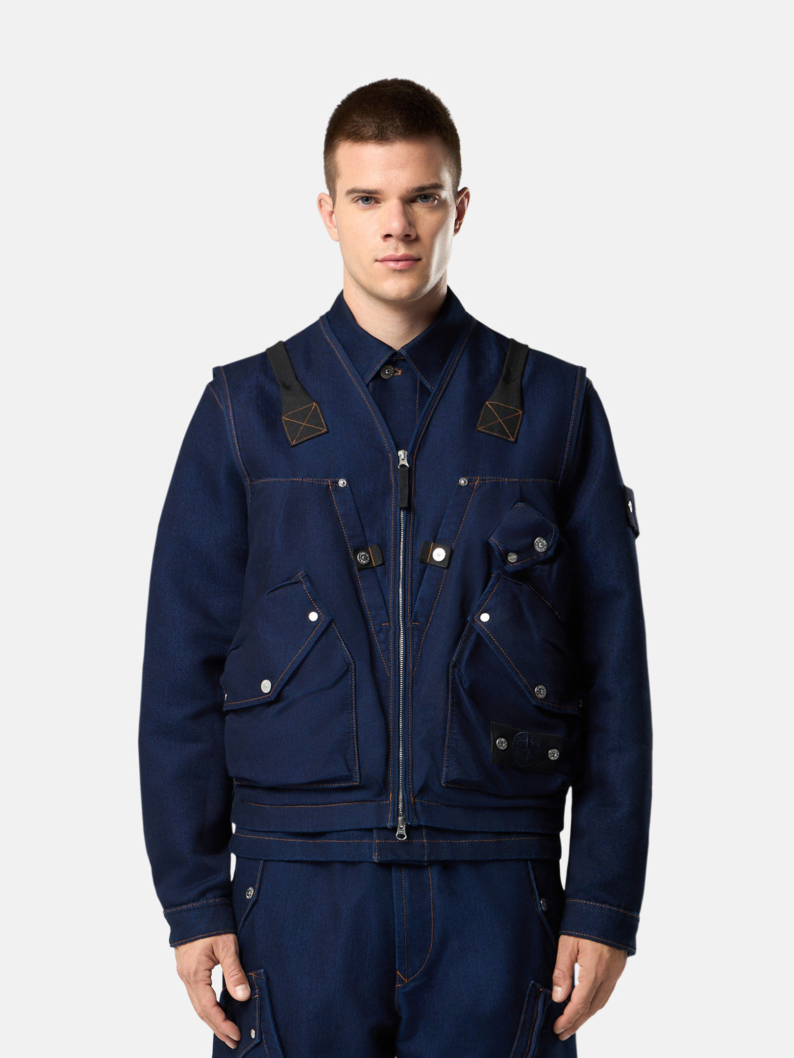 メンズ向けコートやジャケットなどアウターウェア | Stone Island