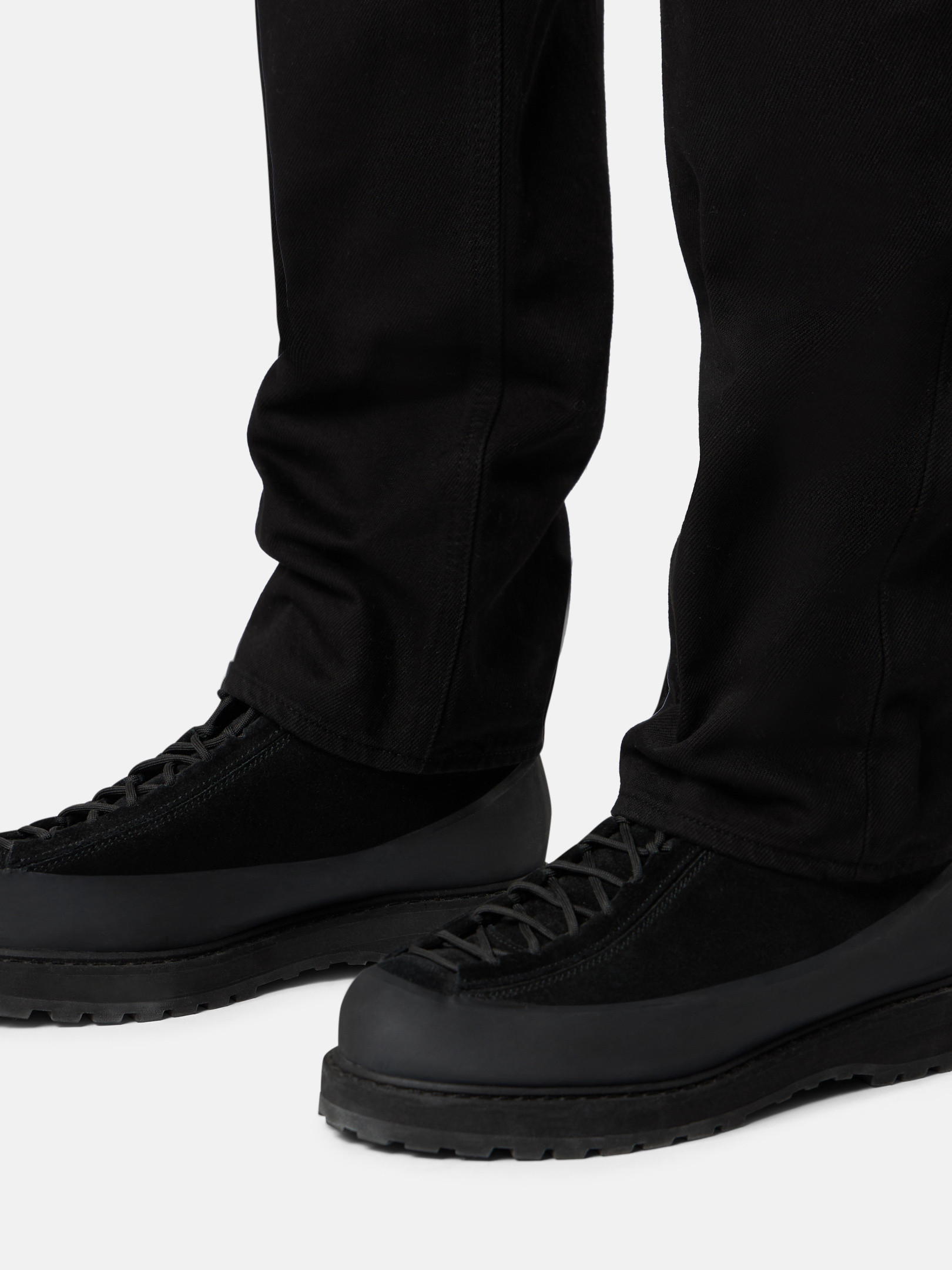 メンズパンツ、カーゴ、バミューダショートパンツ | Stone Island