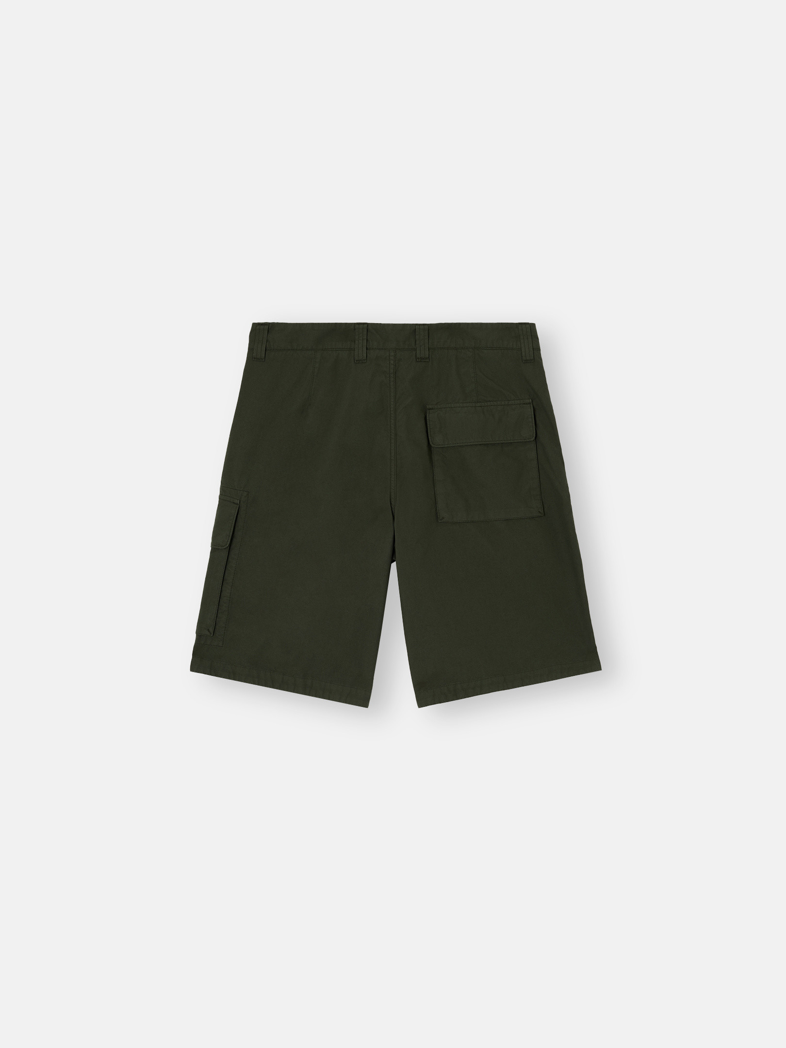 Juniper Loose-wide-leg Bermuda shorts with snap pockets L100003