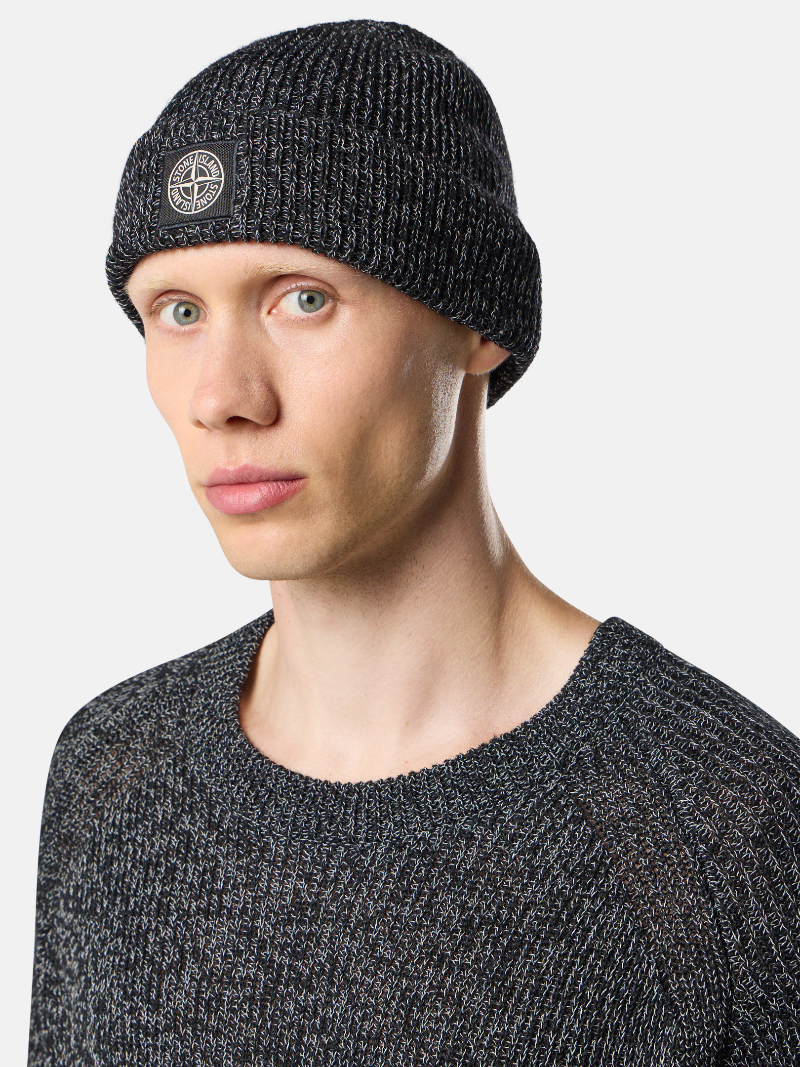 STONE ISLAND ブラック ニット帽　ストーンアイランド　CAP 新作】ストーンアイランド STONE ISLAND ニットキャップ (STONE