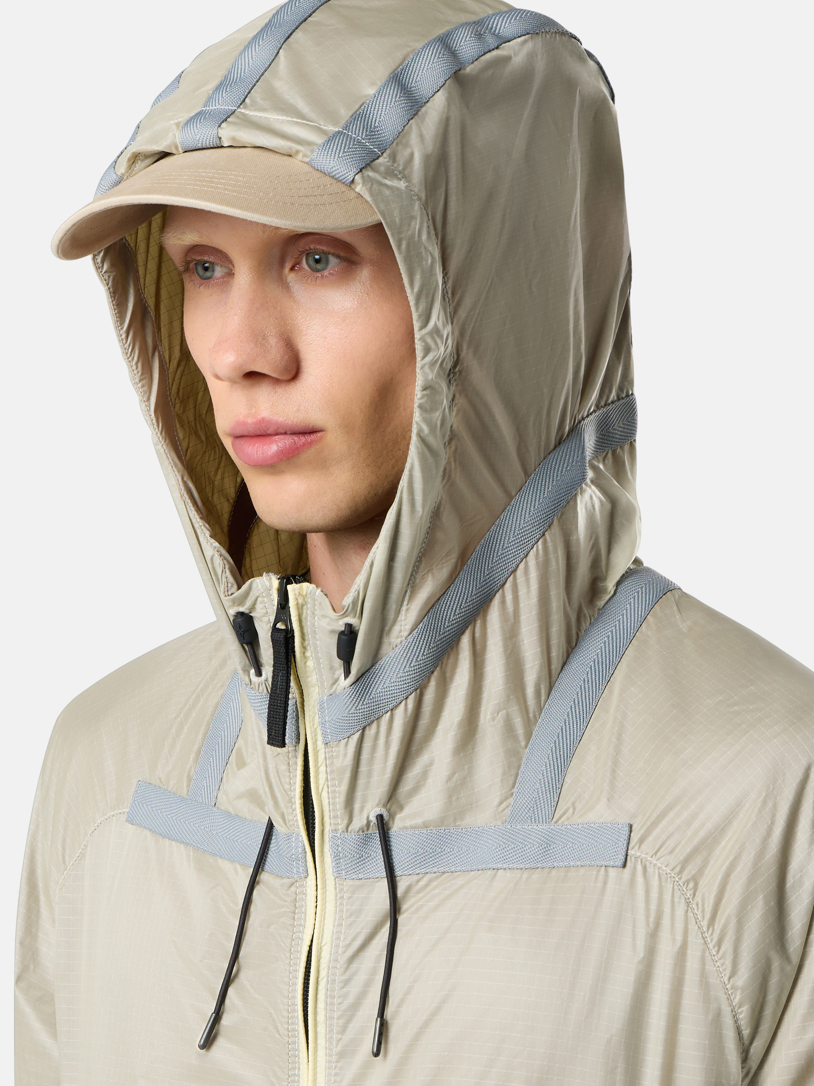 ジャケット・アウター KAJA NYLON MONOFILA RIPSTOP DOWN VESTOVY Jacket in Padded Poplin GREEN Man NAM42510270XOKXXV602 | Fay
