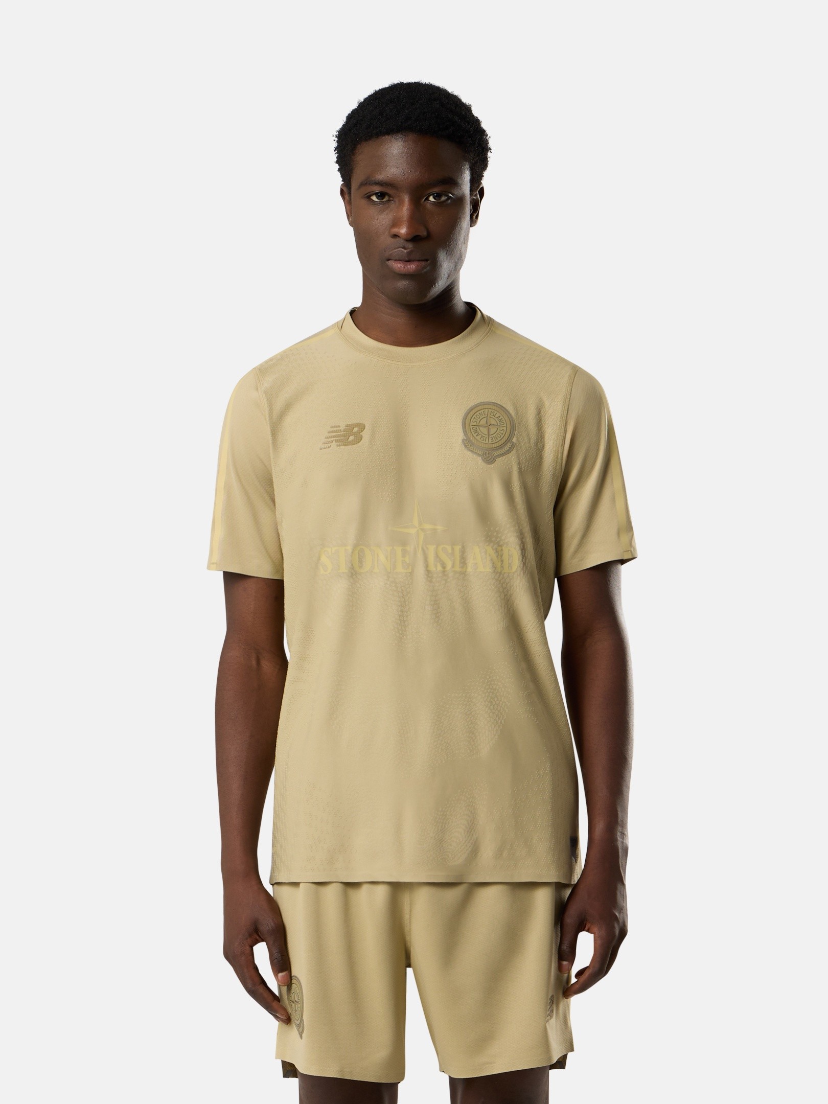 Beige Set of jersey, shorts, and socks STONE ISLAND | NEW BALANCE