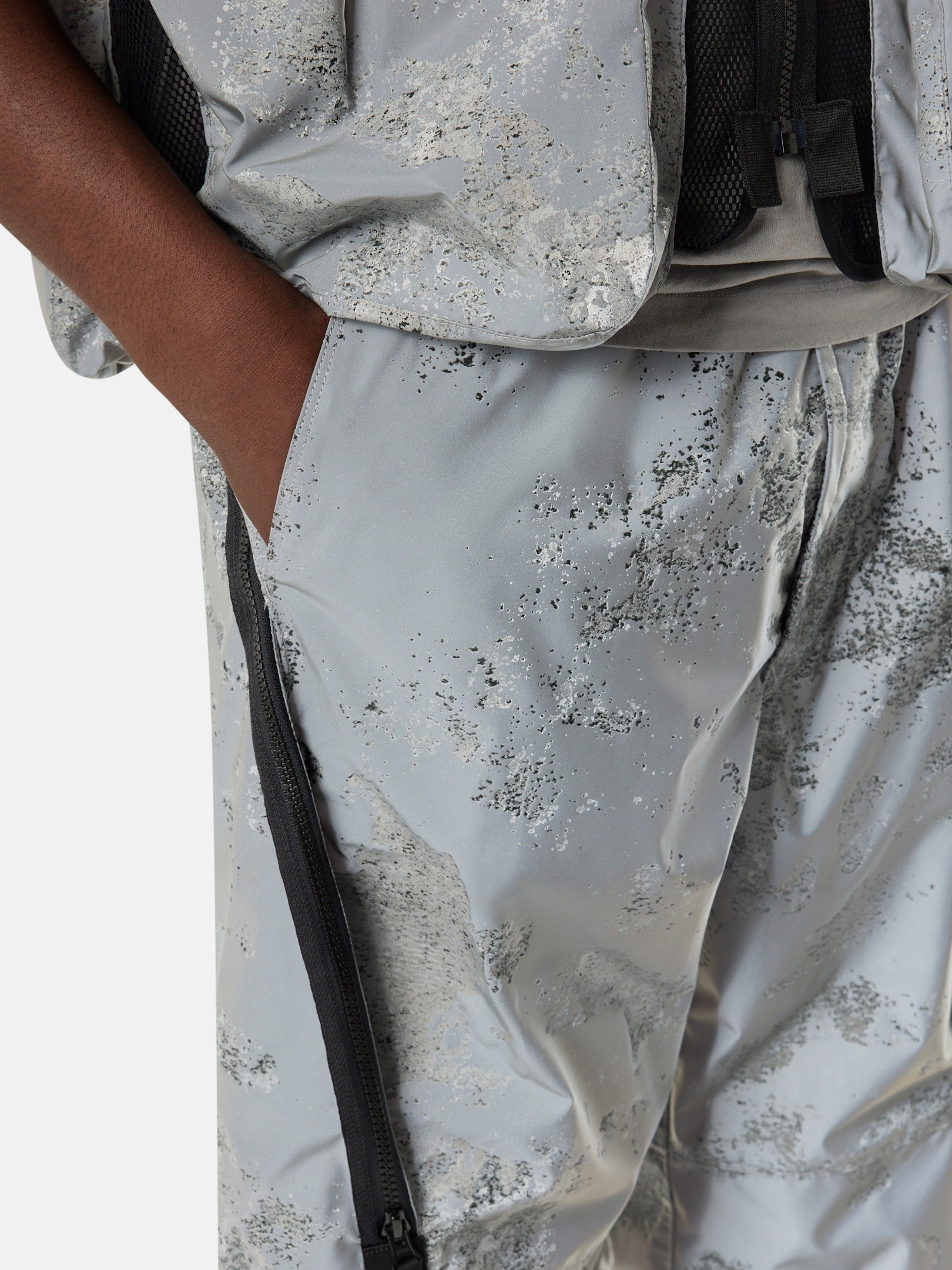 Grey Loose-fit pants with double zipper pockets 3100001 PLATED
