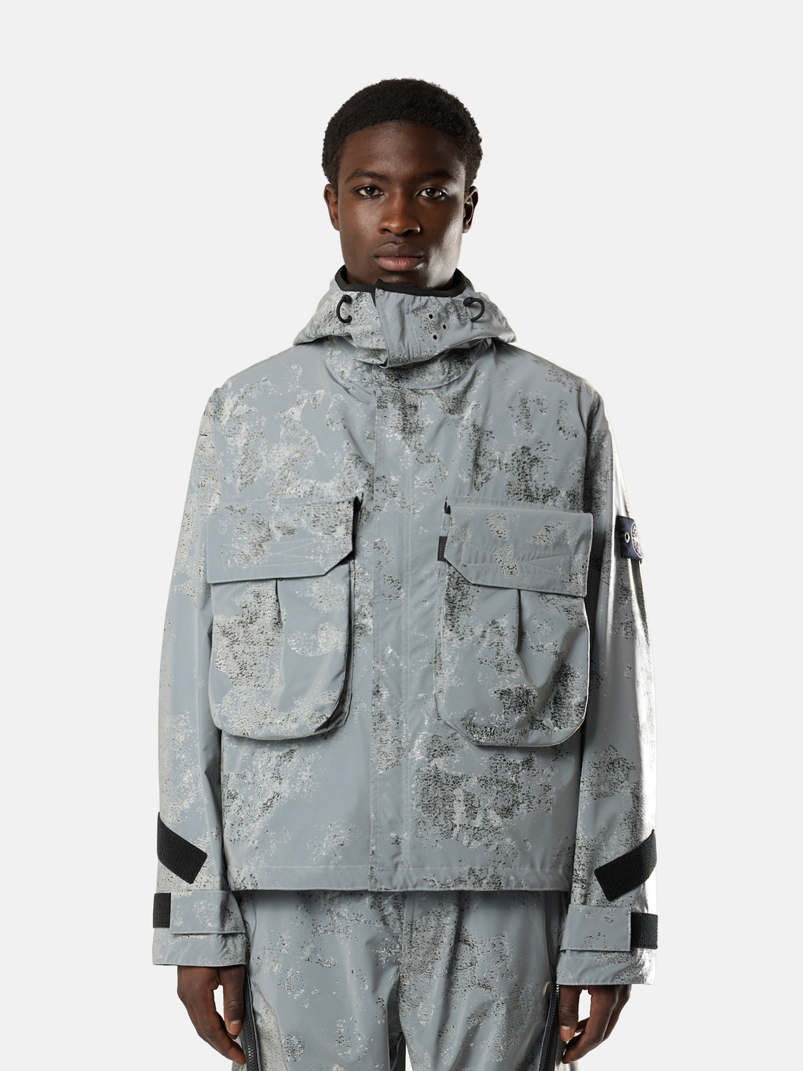 Grey Hooded jacket with highly reflective coating 4100002 PLATED