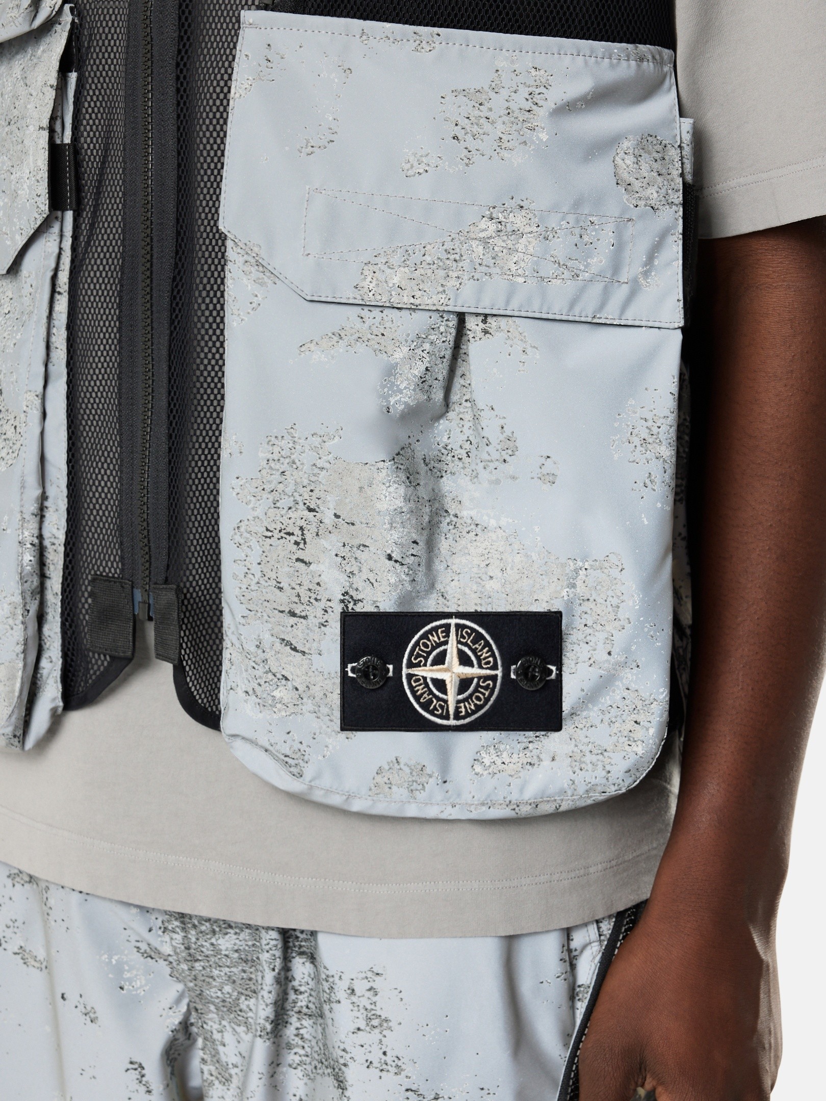 Grey Vest with multiple pockets and utility loops G100001 PLATED 
