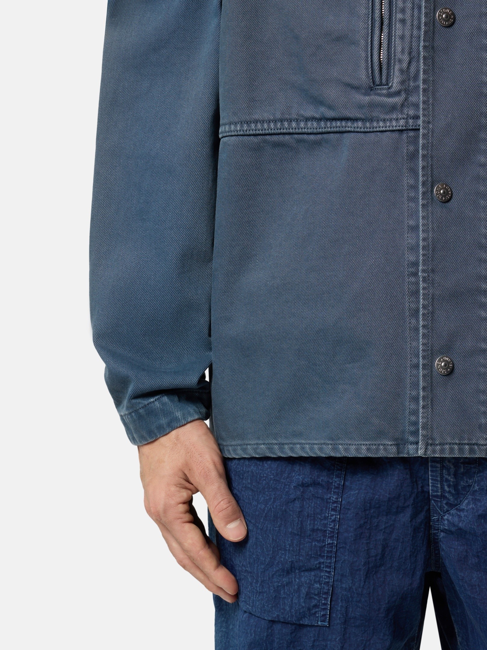 Indigo Comfort-fit overshirt with pockets 1200001 LIGHT BULL DENIM 