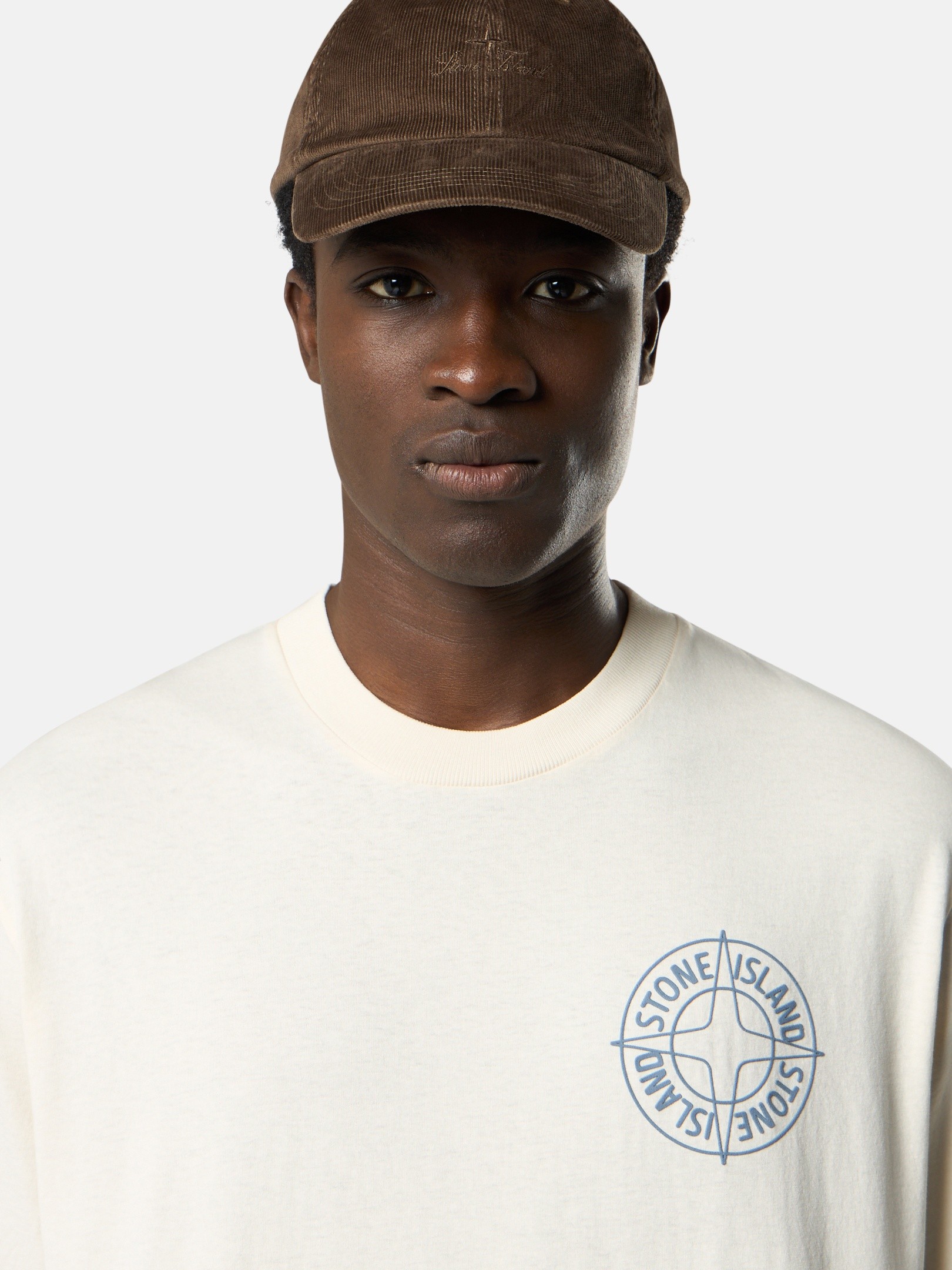 Ivory Regular-fit T-shirt with “Outline Compass” print 2100001 