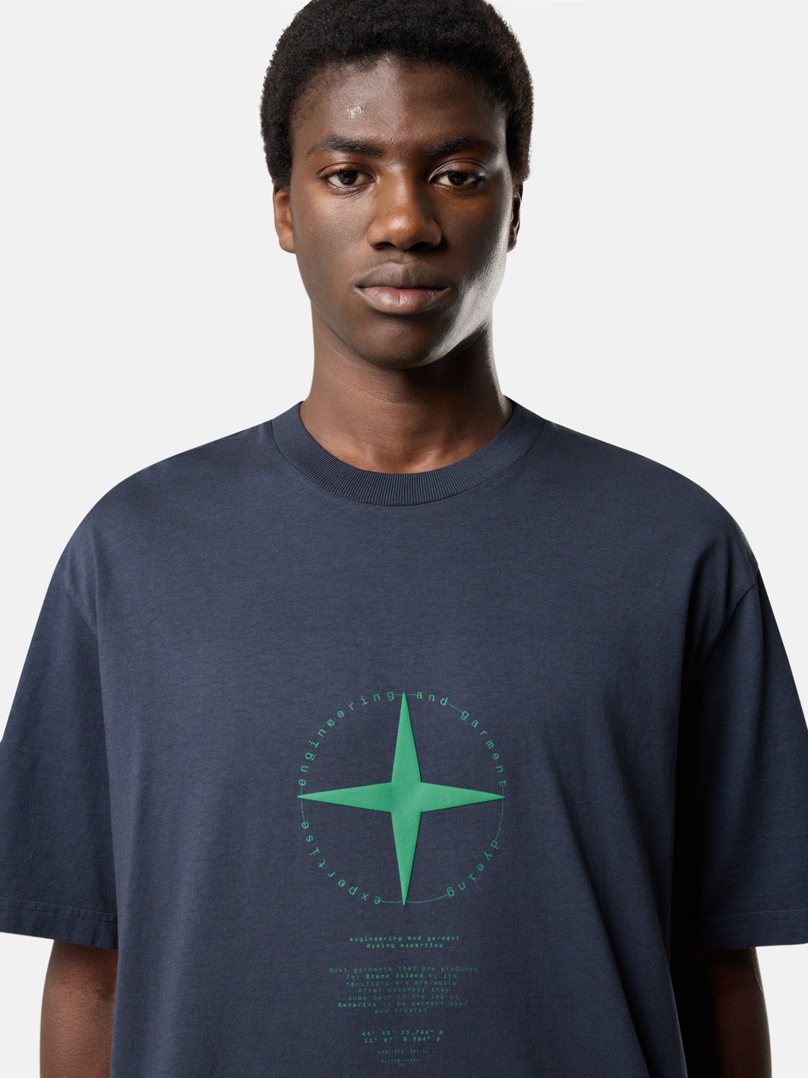 Navy Blue Regular-fit T-shirt with 'Light Compass' print 2100001