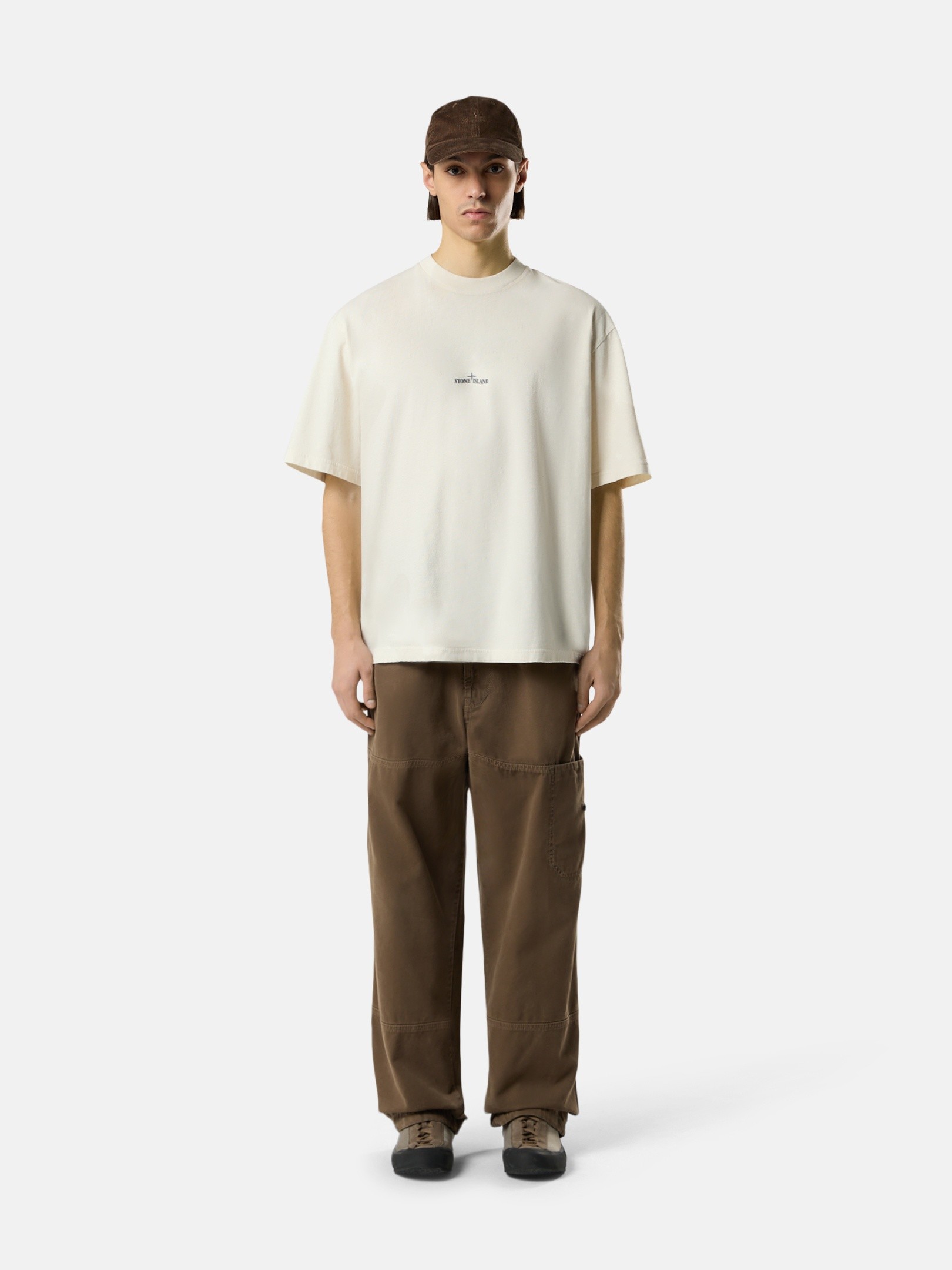 Ivory Regular-fit T-shirt with 'Whirlwind Type' print 2100002