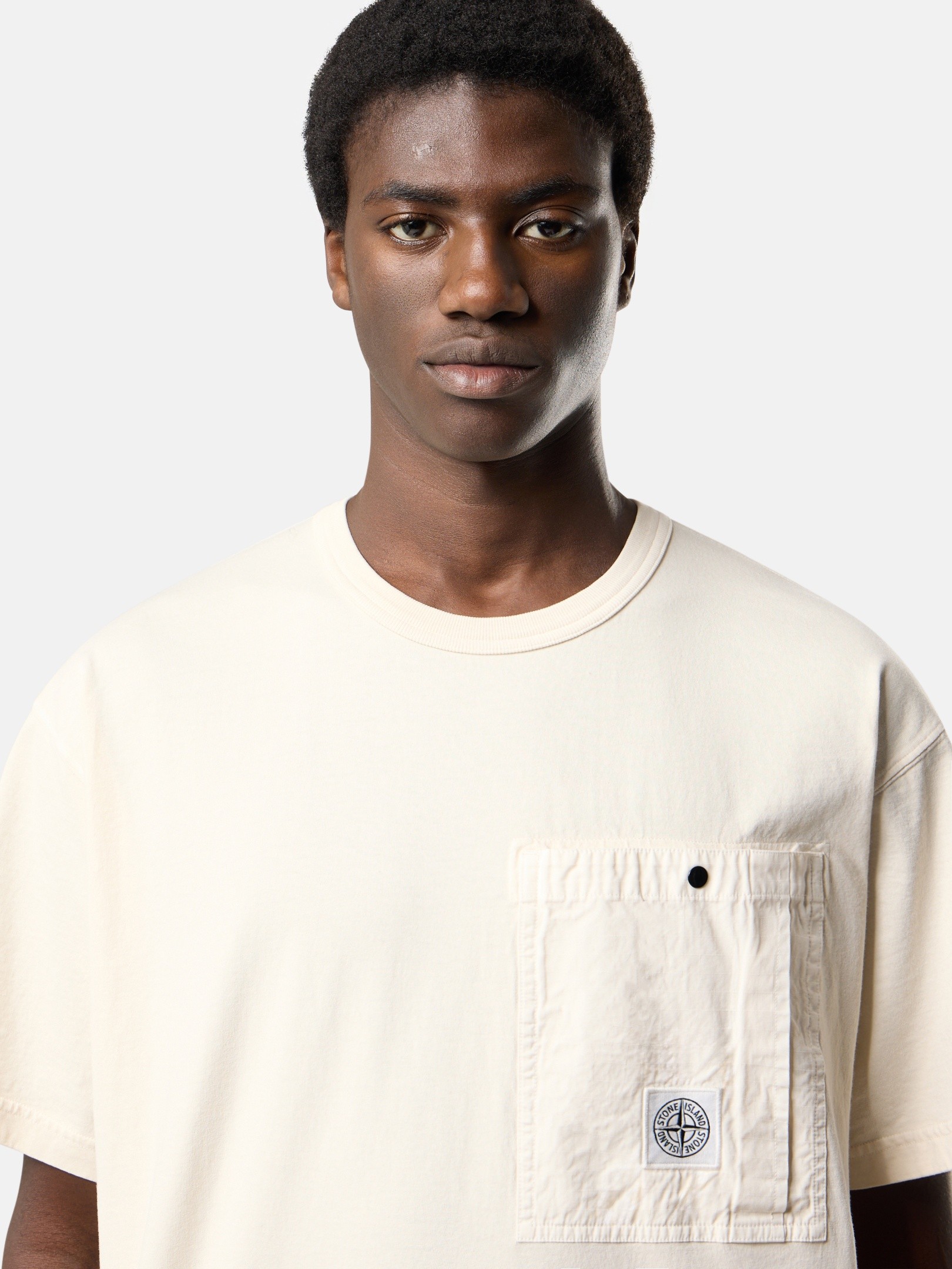 Ivory Regular-fit T-shirt with chest pocket 2100004 COMBED ORGANIC