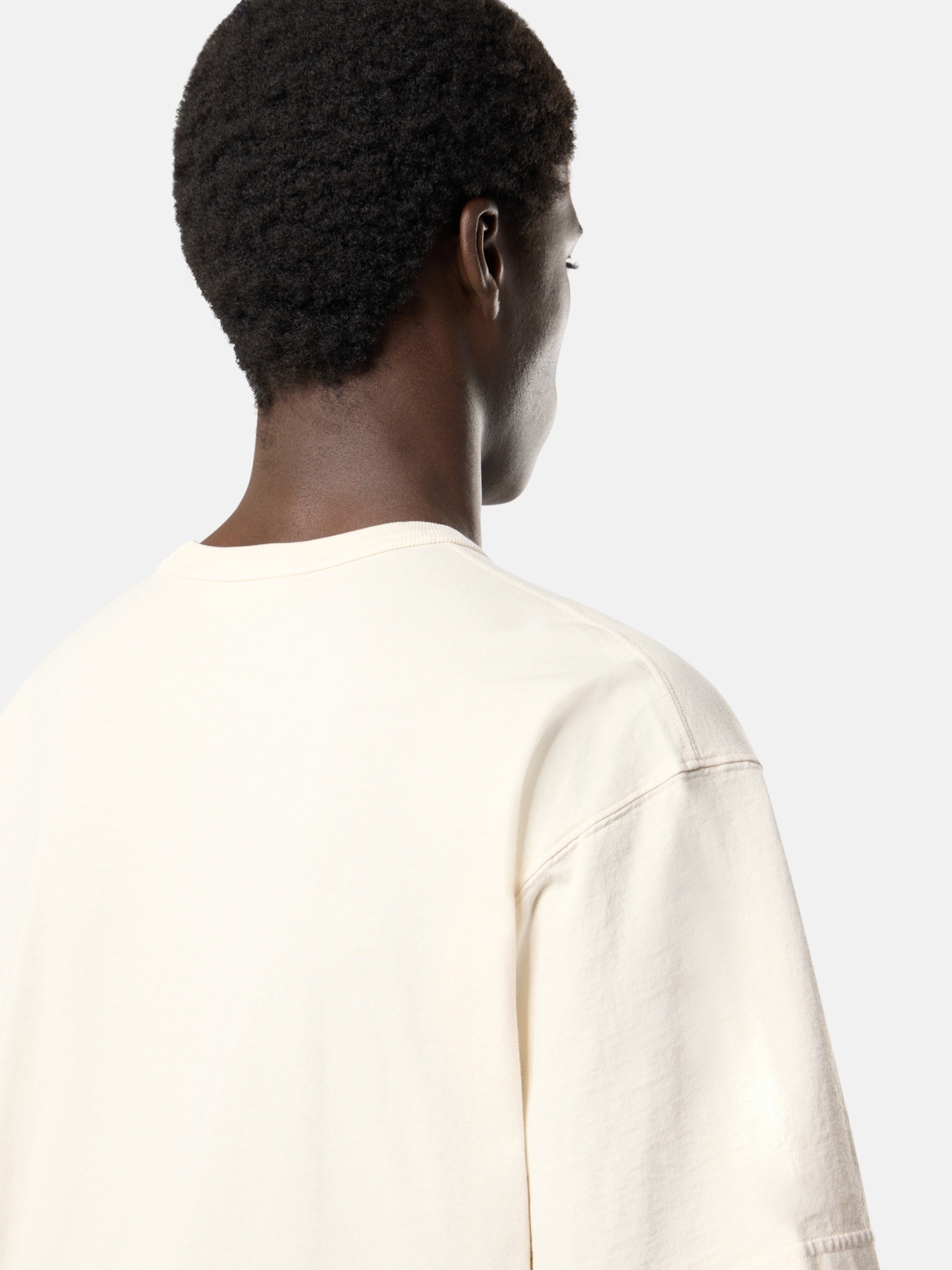 Ivory Regular-fit T-shirt with chest pocket 2100004 COMBED ORGANIC