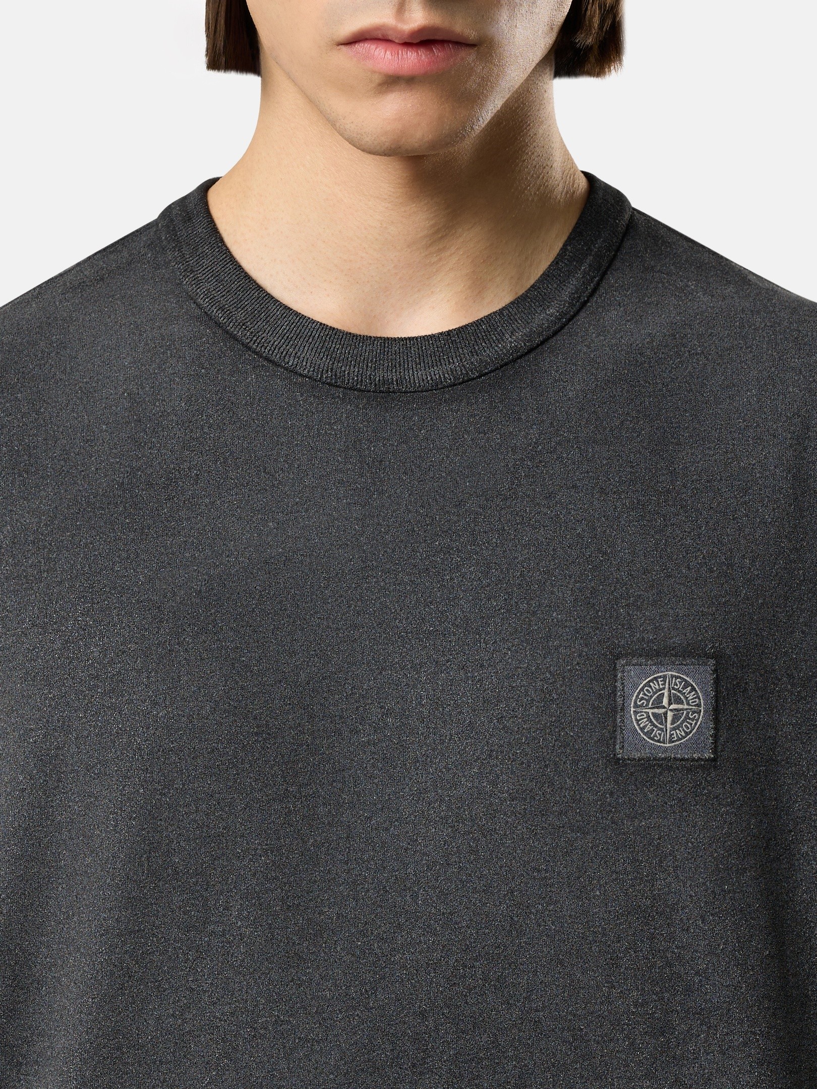 ブラック レギュラーフィット Tシャツ Compassロゴ 2100013 COMBED 