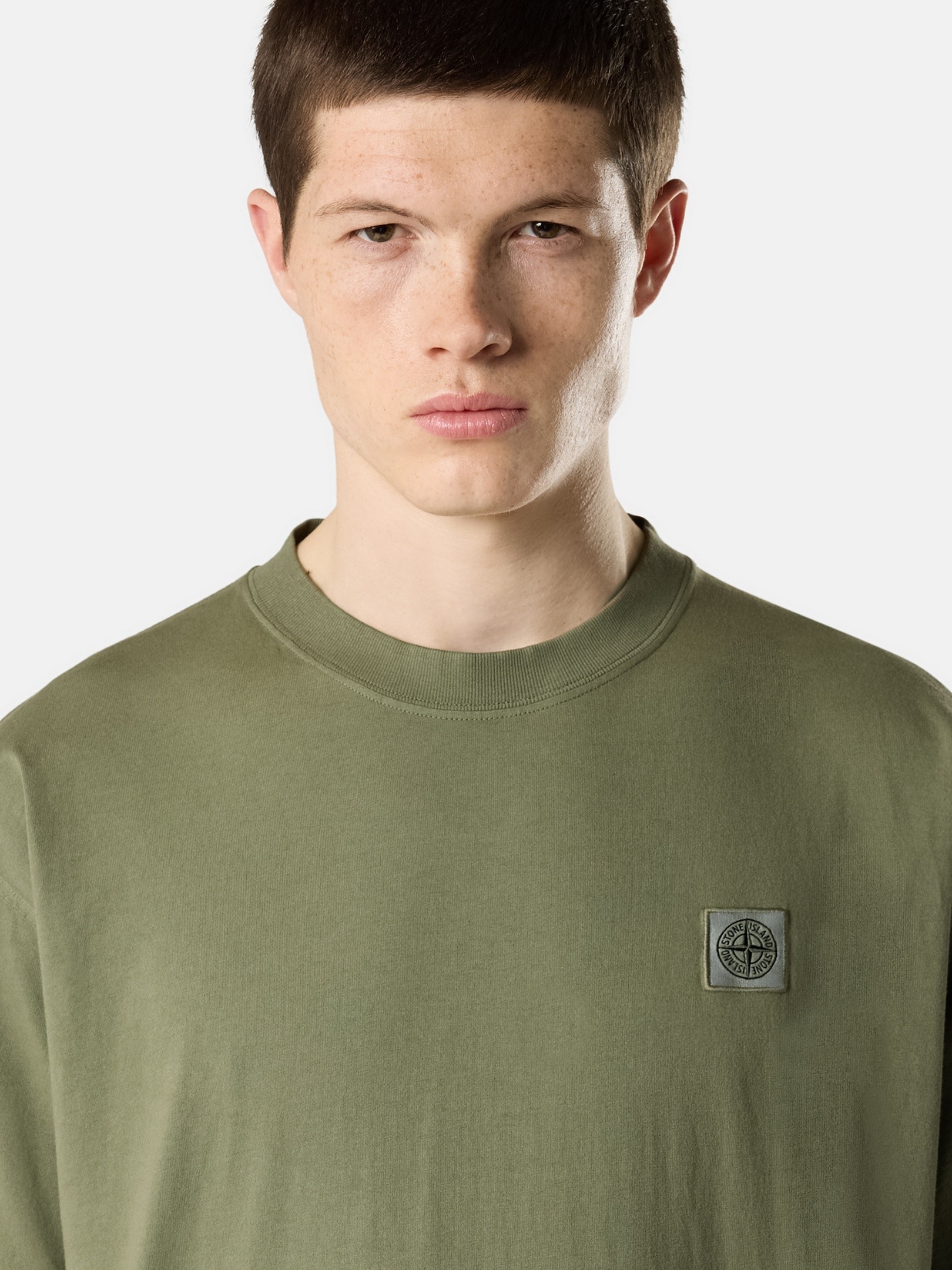 Military Green Regular-fit T-shirt with Compass patch 2100030