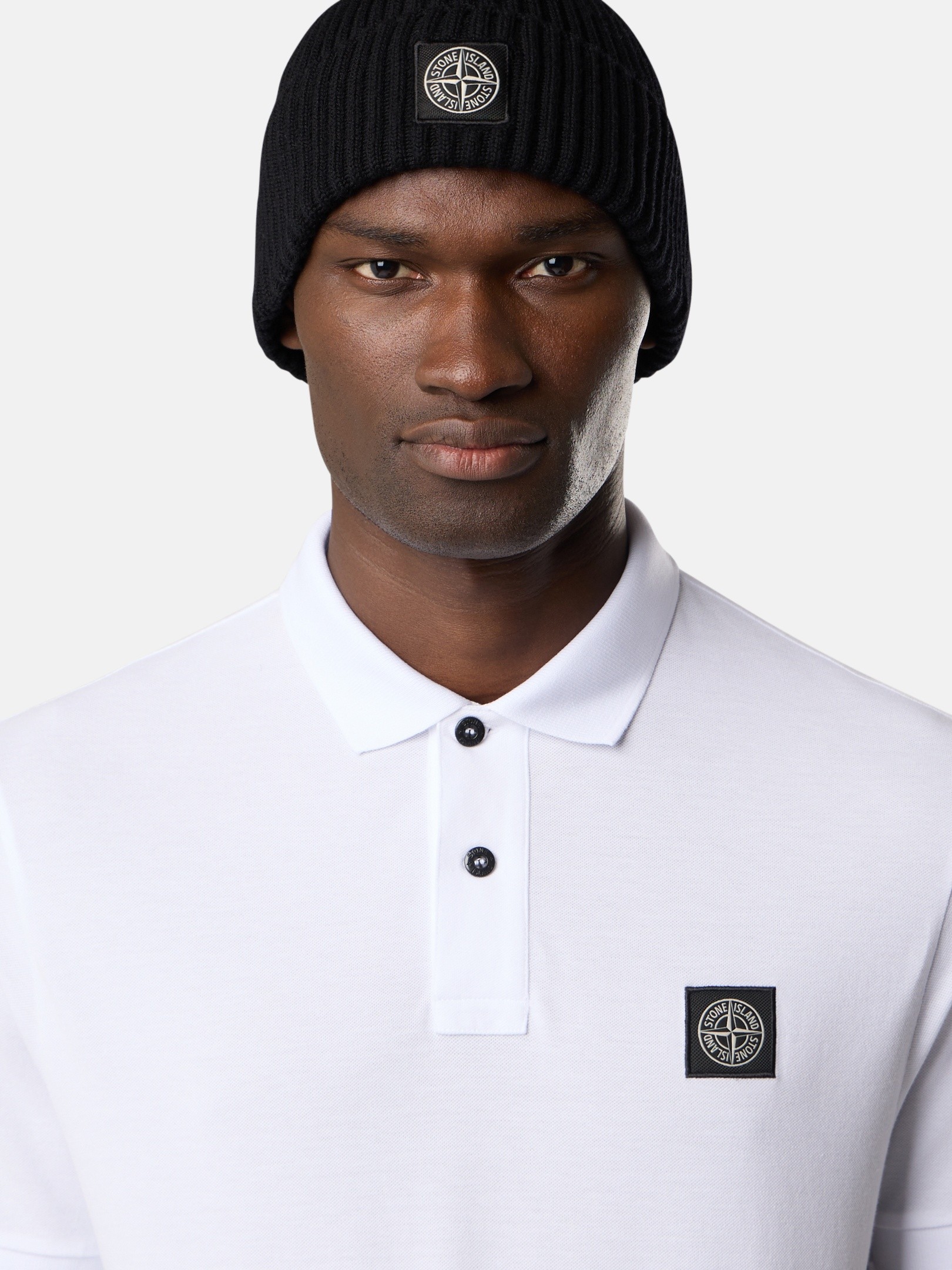 White Slim-fit short-sleeve polo with Compass patch 2200008