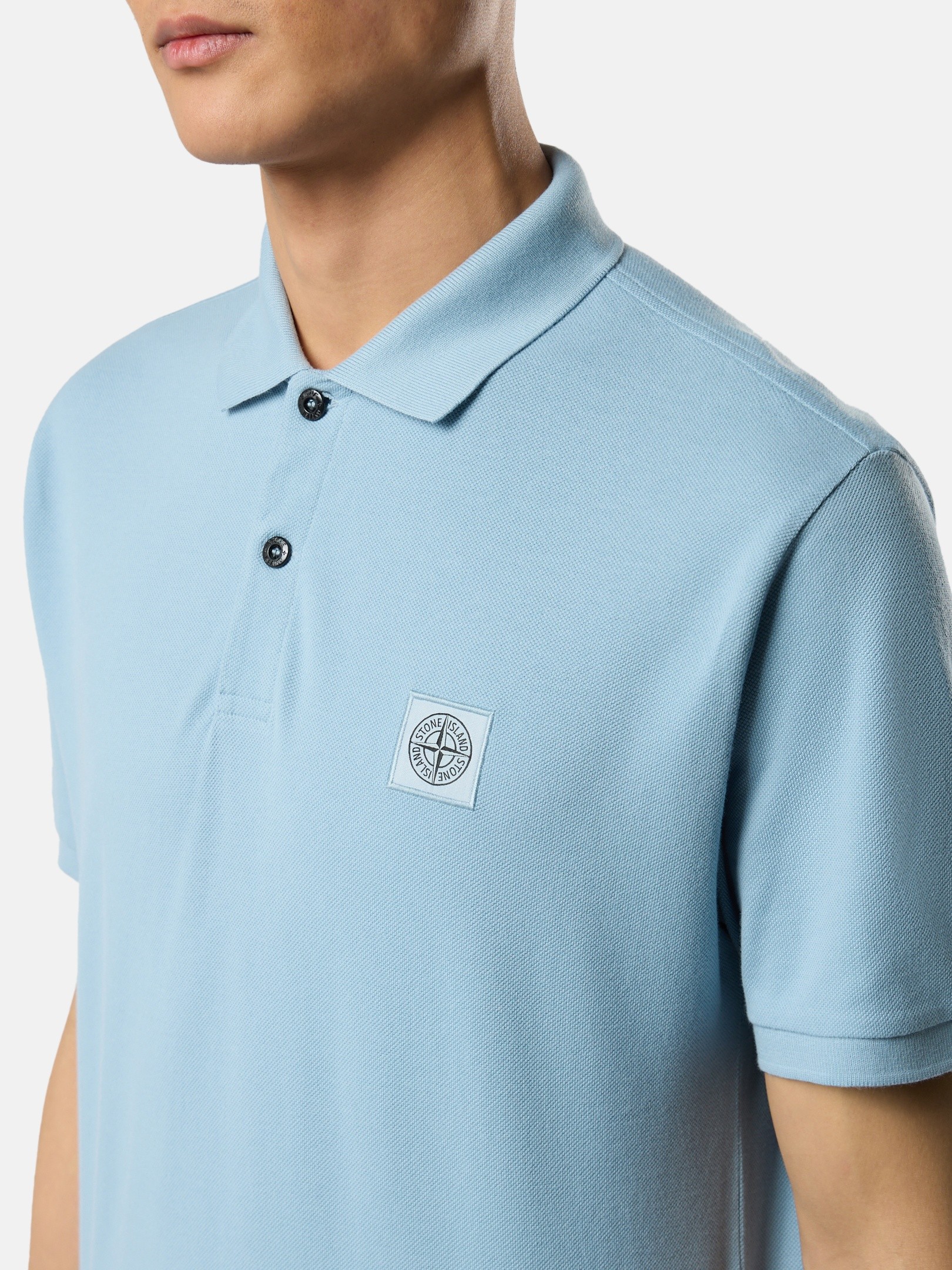 Dust Blue Regular-fit short-sleeve polo with Compass patch 2200011